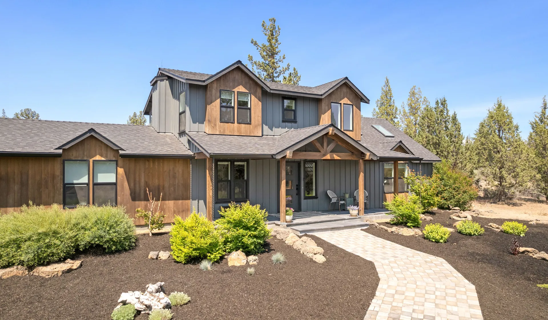 The Gem Estate in Bend by AvantStay® | Book Direct & Save!