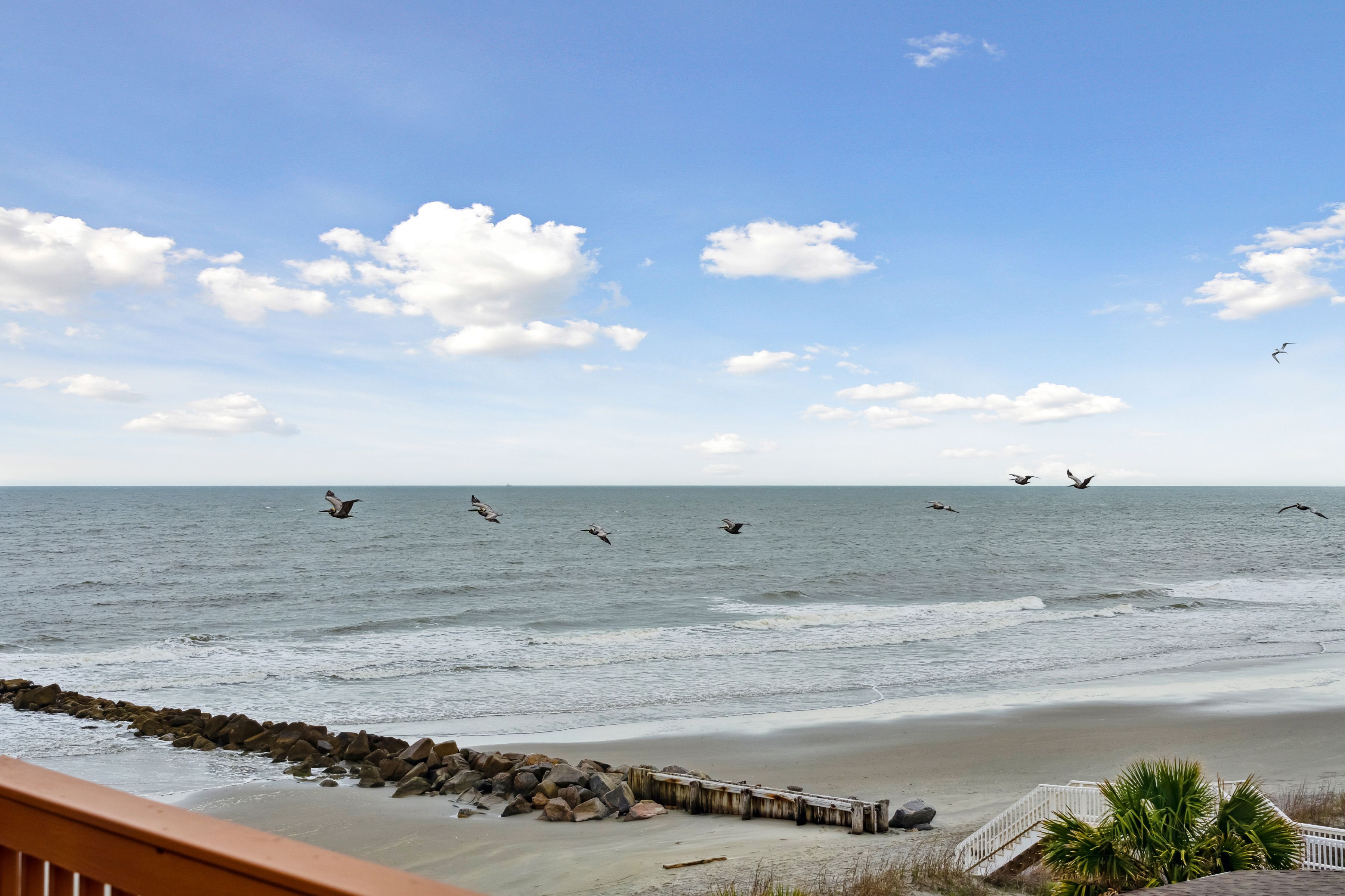 Folly Ocean Breeze in Folly Beach by AvantStay® | Book Direct & Save!
