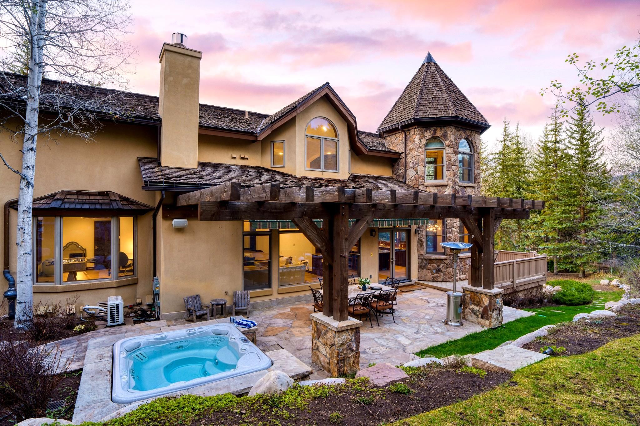Osprey Nest in Edwards by AvantStay® | Book Direct & Save!