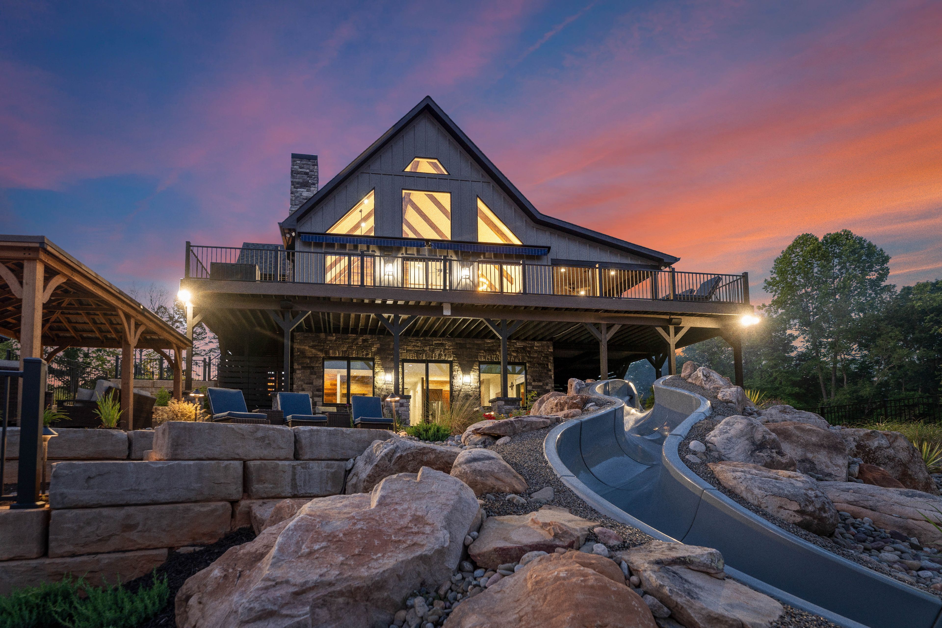 Gray Fox Lodge in Sherrills Ford by AvantStay® | Book Direct & Save!