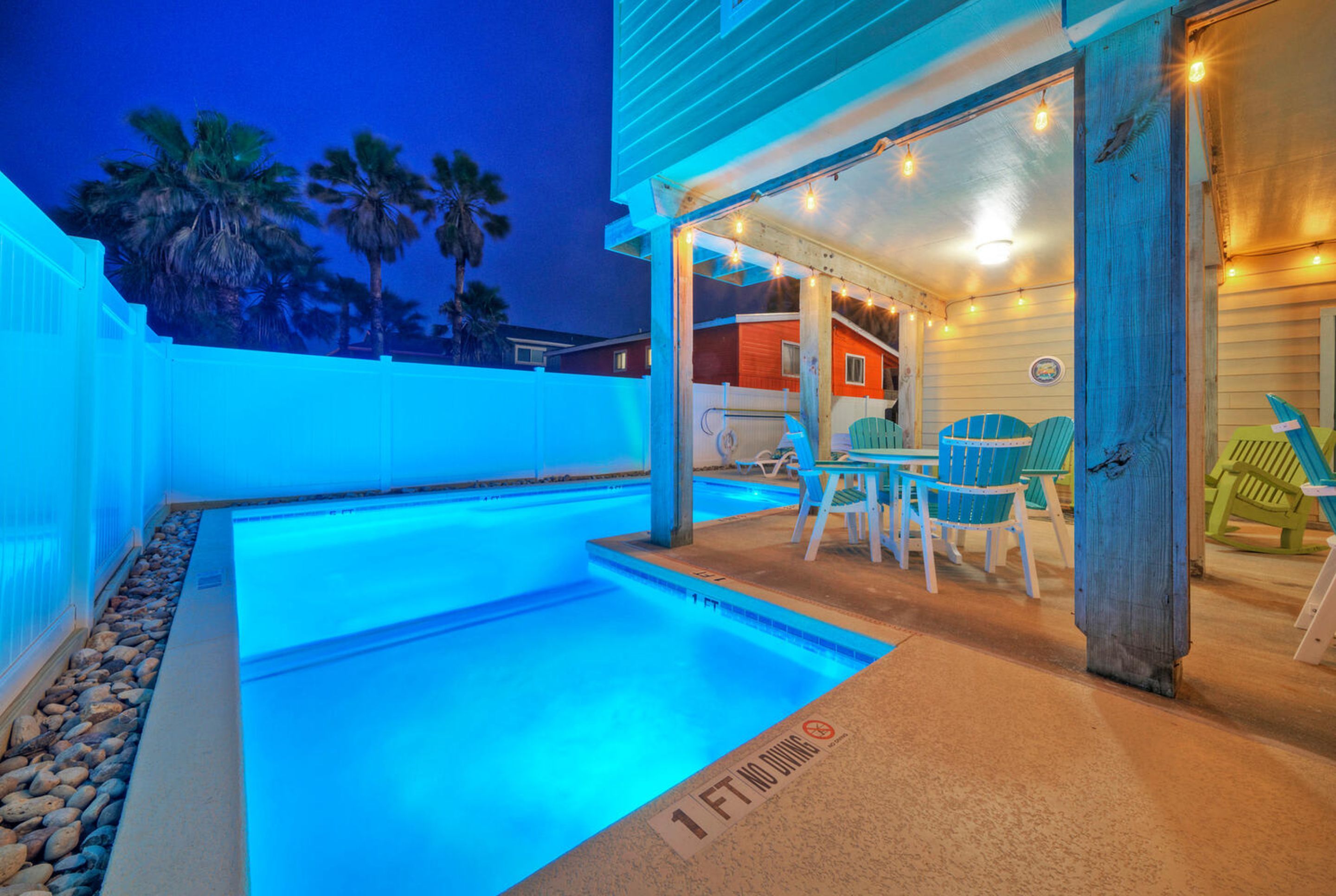 Moxy's Beach House in Port Aransas by AvantStay® | Book Direct & Save!