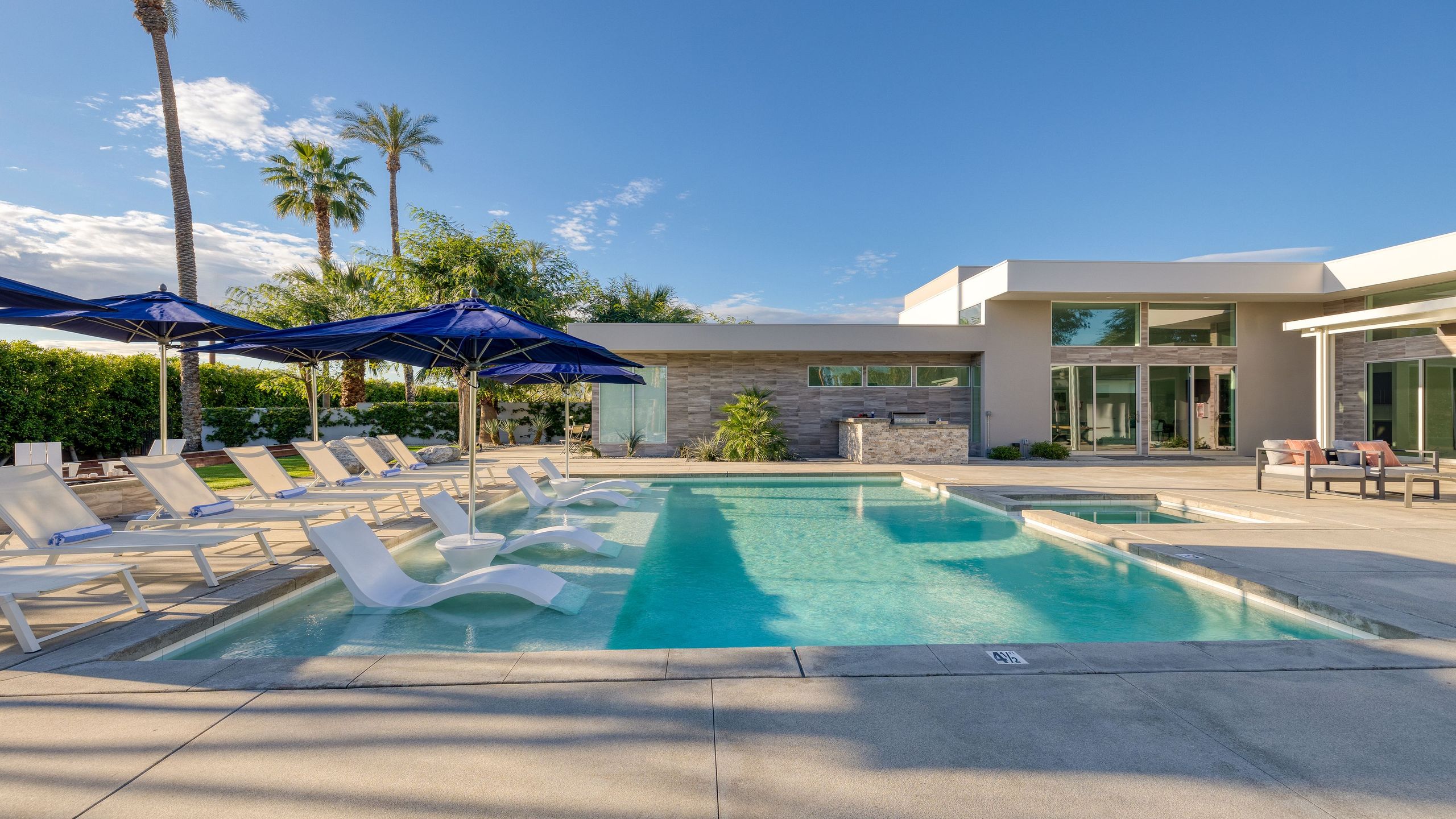 2 Luxe Villas, Sleeps 24 | Pool & Putting Green | Polo Villas Mira | Photo 77