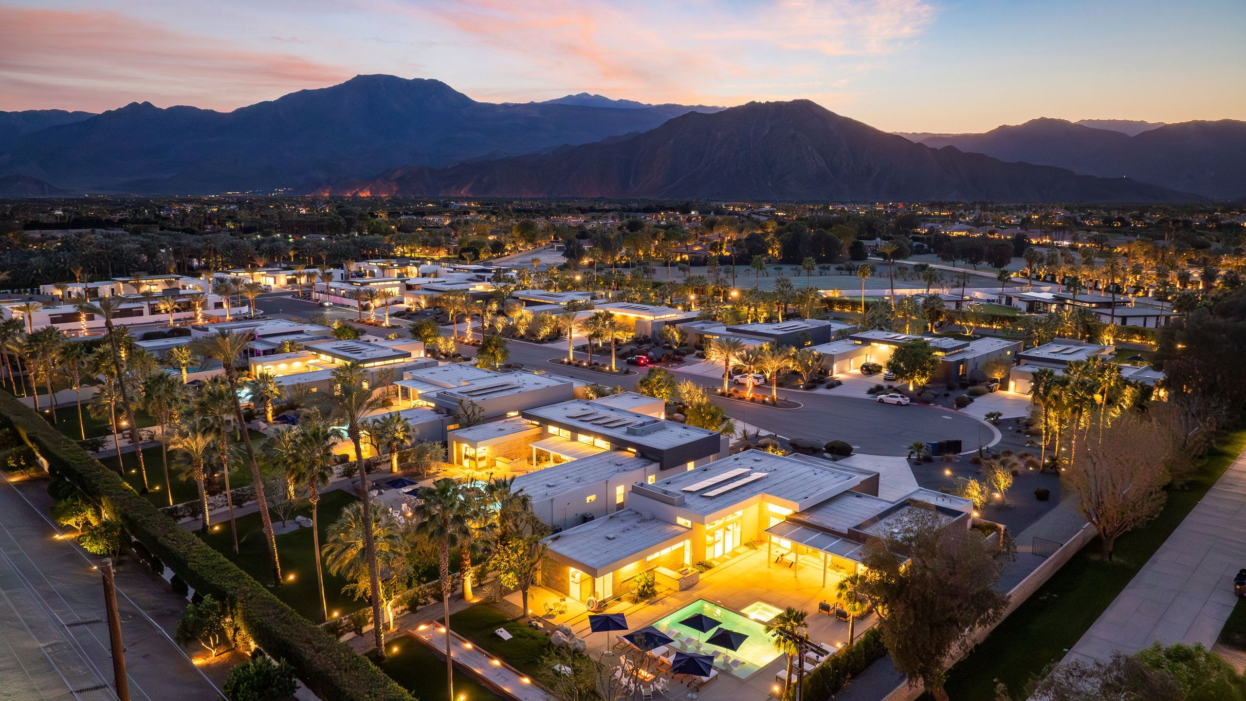 2 Luxe Villas, Sleeps 24 | Pool & Putting Green | Polo Villas Mira | Photo 88