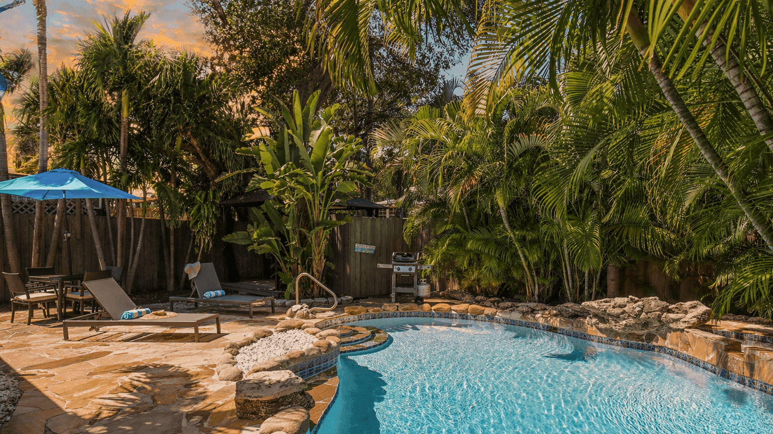 Lagoon-style Pool And Tropical Paradise - Charming Key West Retreat - Key West, FL