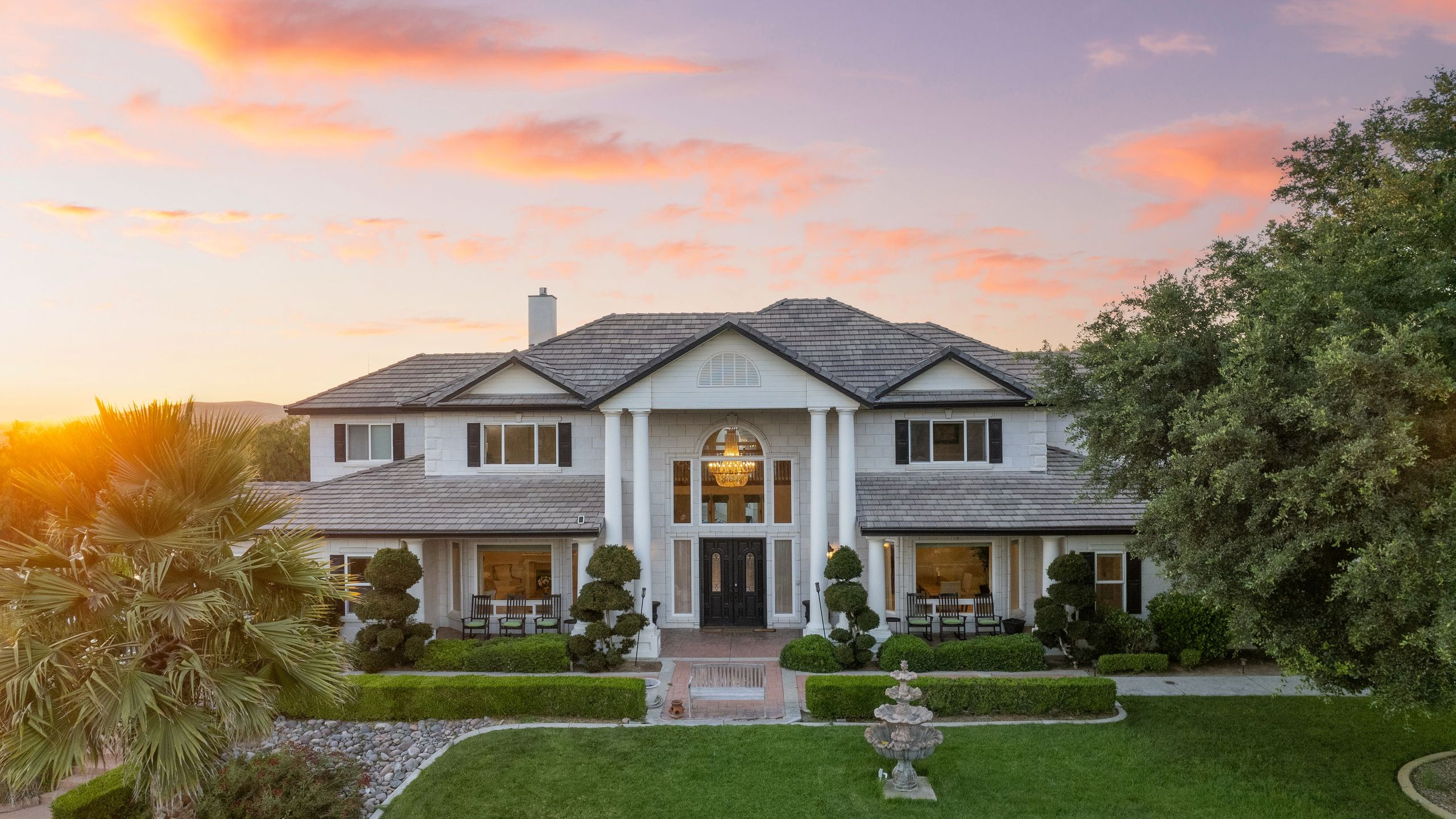 Elegant Wine Country Estate With Pool And Movie Theater - Stunning Retreat - Temecula, CA