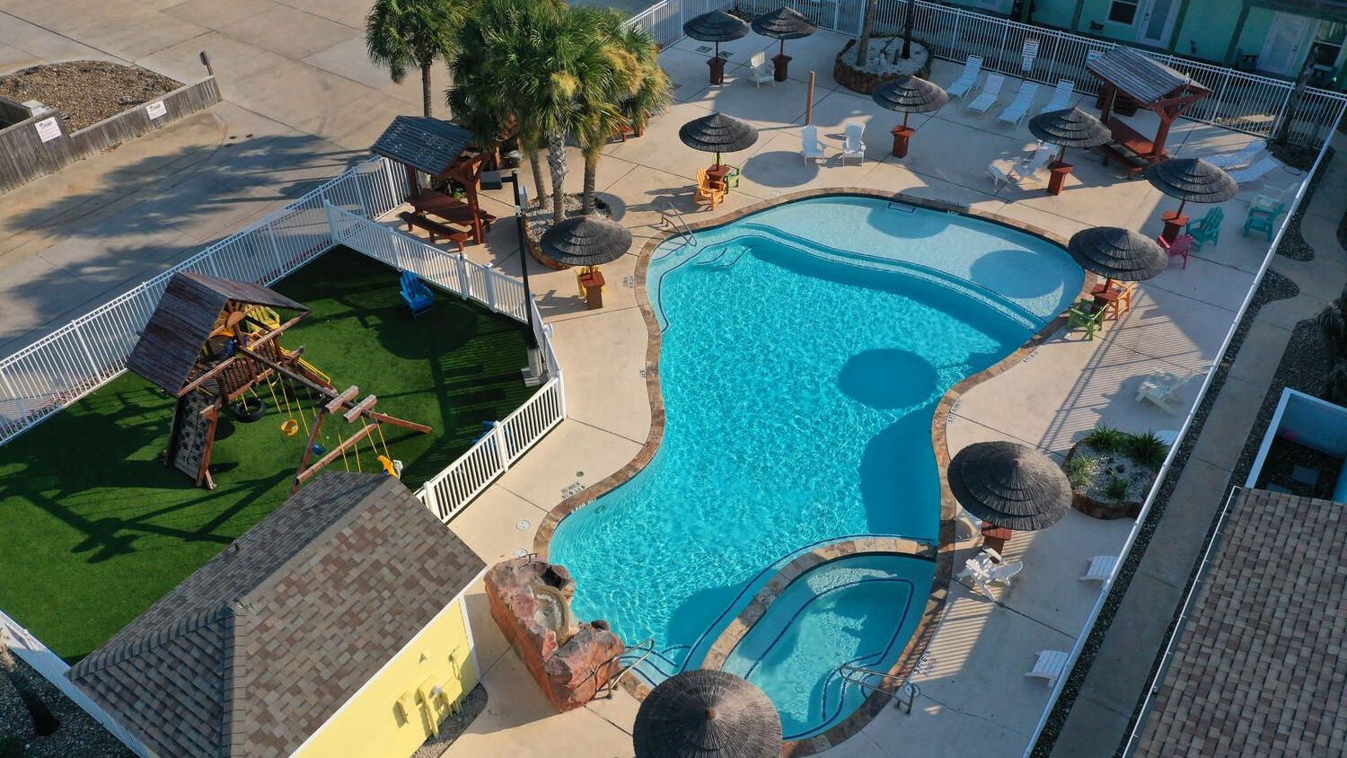 Shared Resort-style Pool, Playground, Patio W/ Bar | Tidal Times By Avantstay - Port Aransas, TX