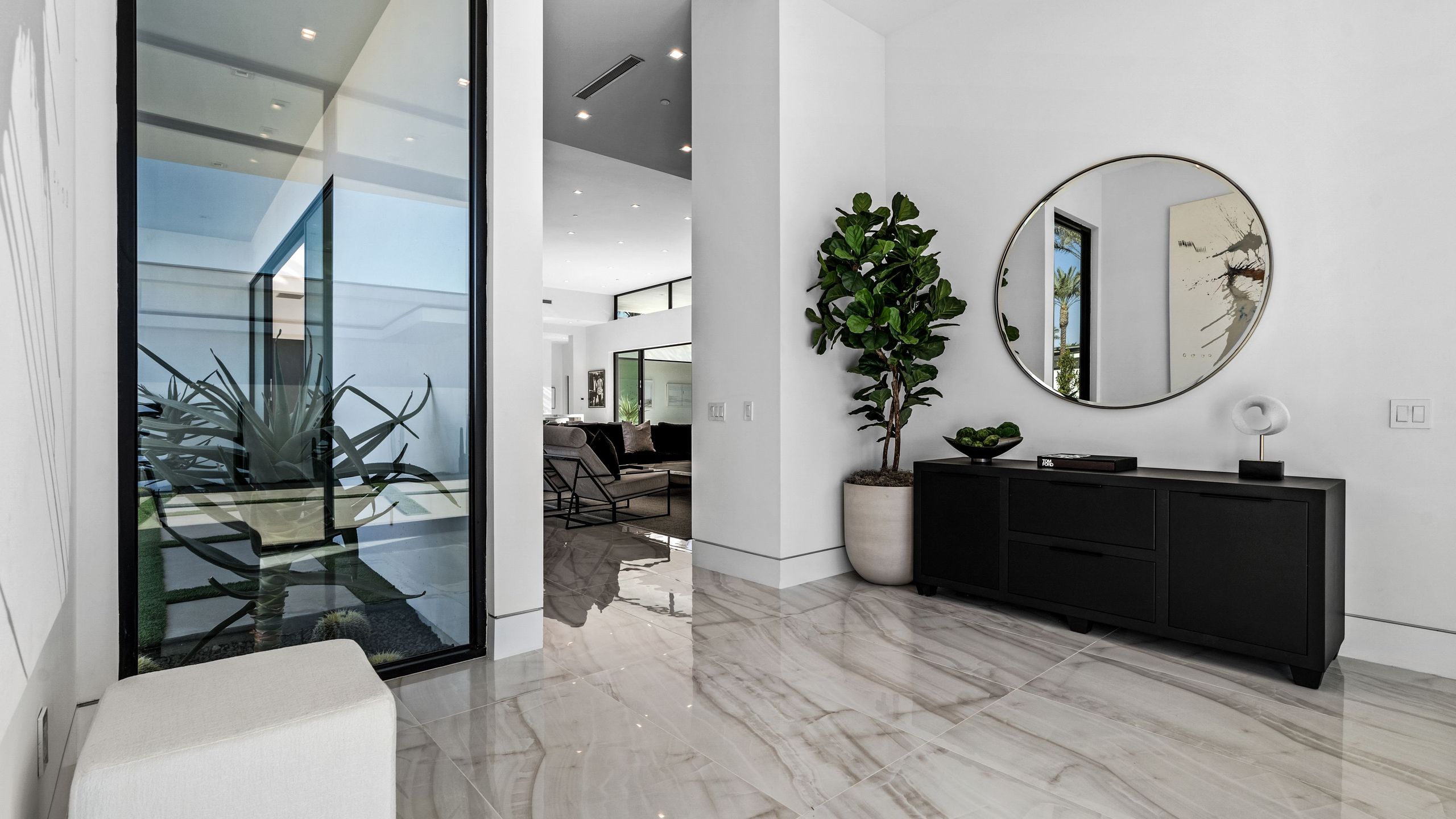 2 Luxury Villas • Pickleball Court, Pool, Putting Green | Bravo | Photo 59