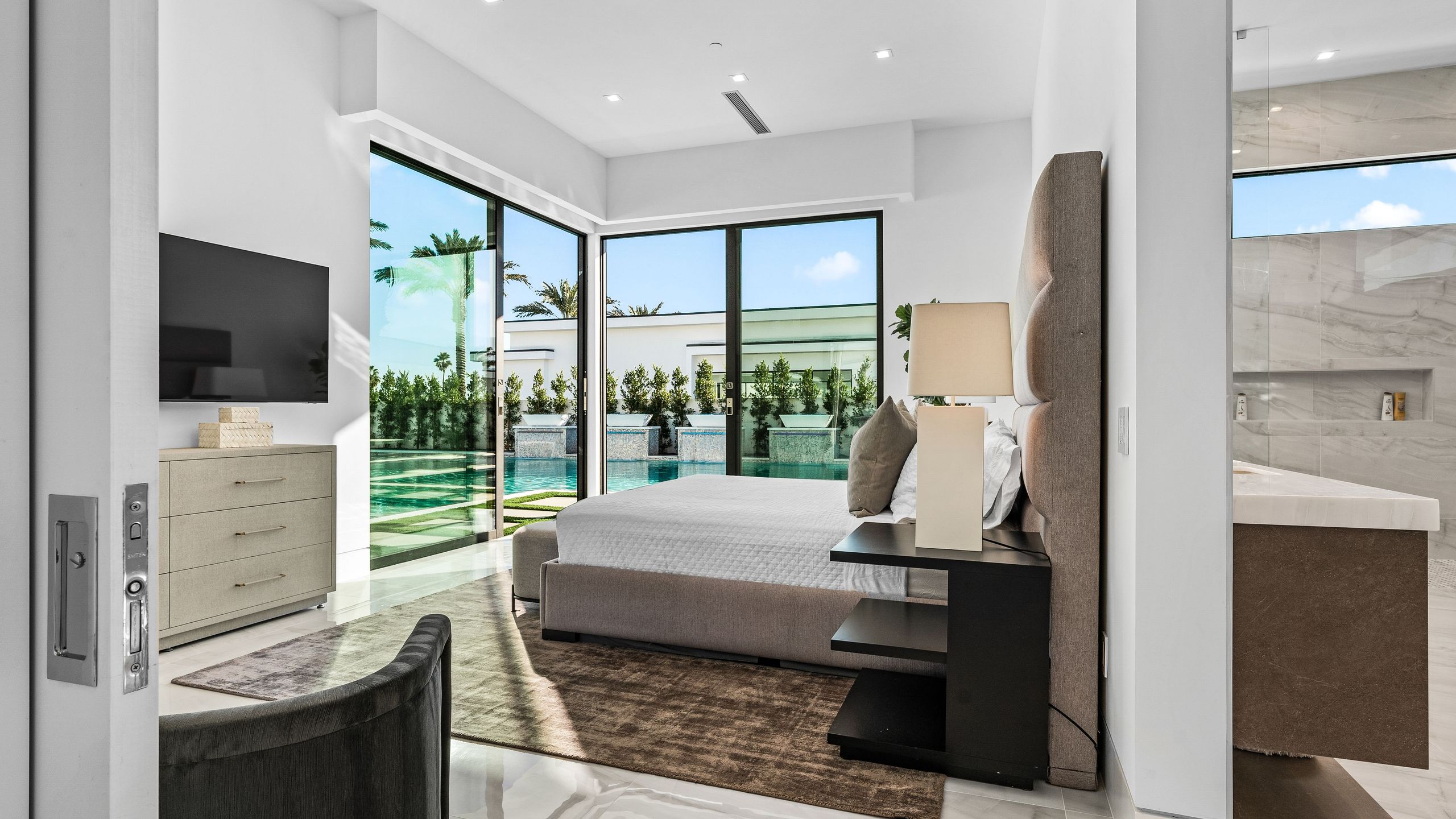 Sleeps 17 | Pool & Putting Green Indio Escape + Hot Tub Retreat | Bravo Villa #6 | Photo 21