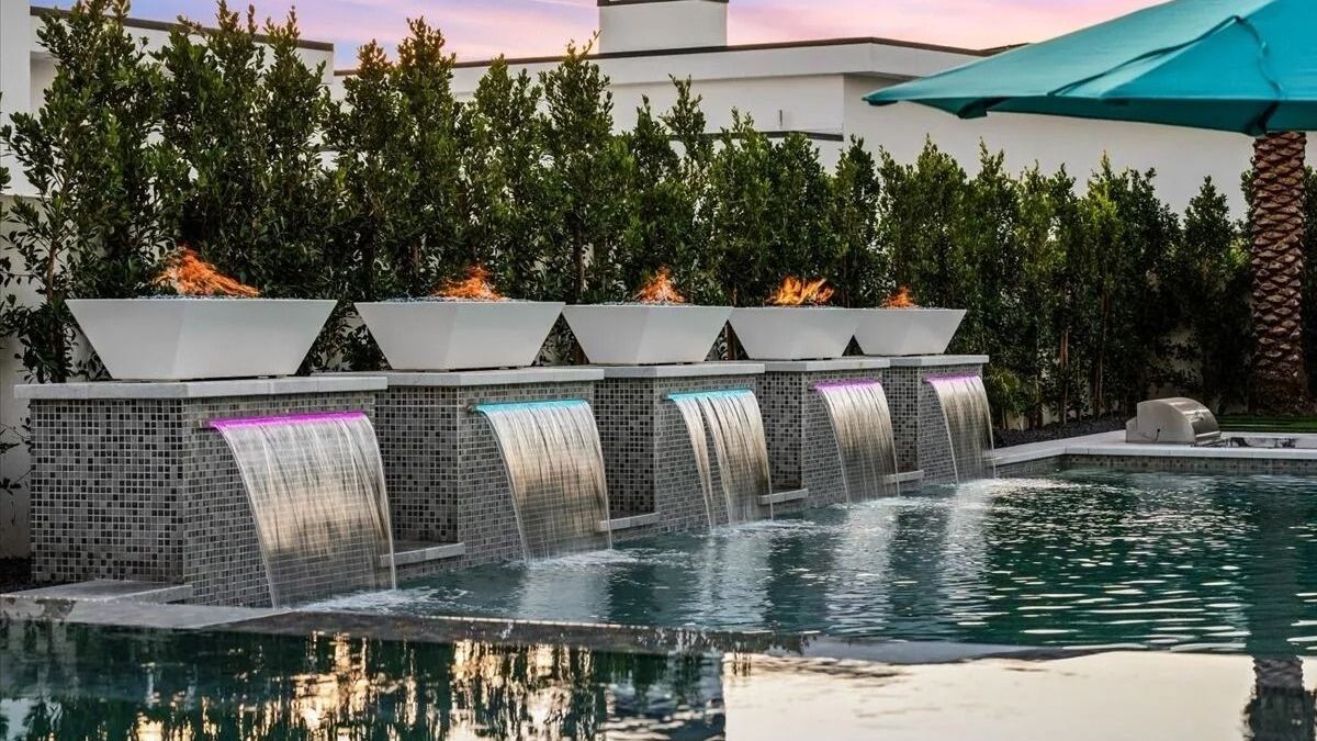 Sleeps 17 | Pool & Putting Green Indio Escape + Hot Tub Retreat | Bravo Villa #6 | Photo 56