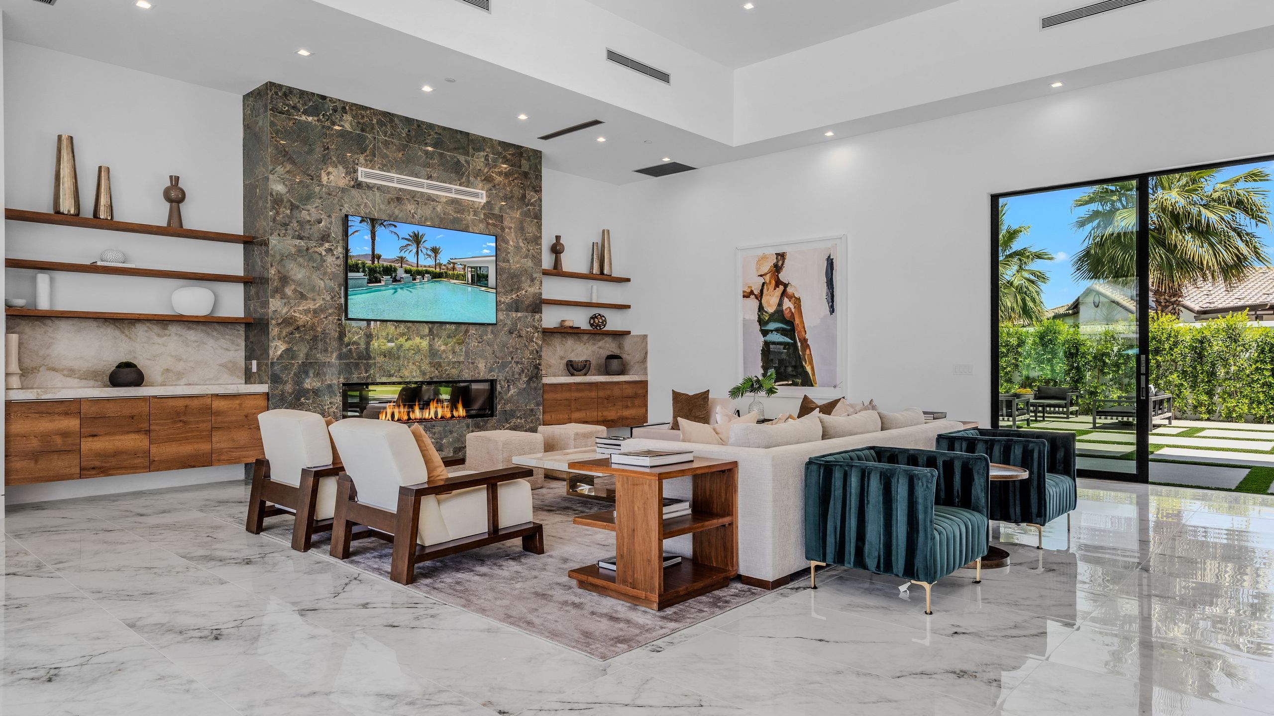 Sleeps 17 | Pool & Pickleball | Sun-Kissed Desert Escape | Bravo Villa #1 2