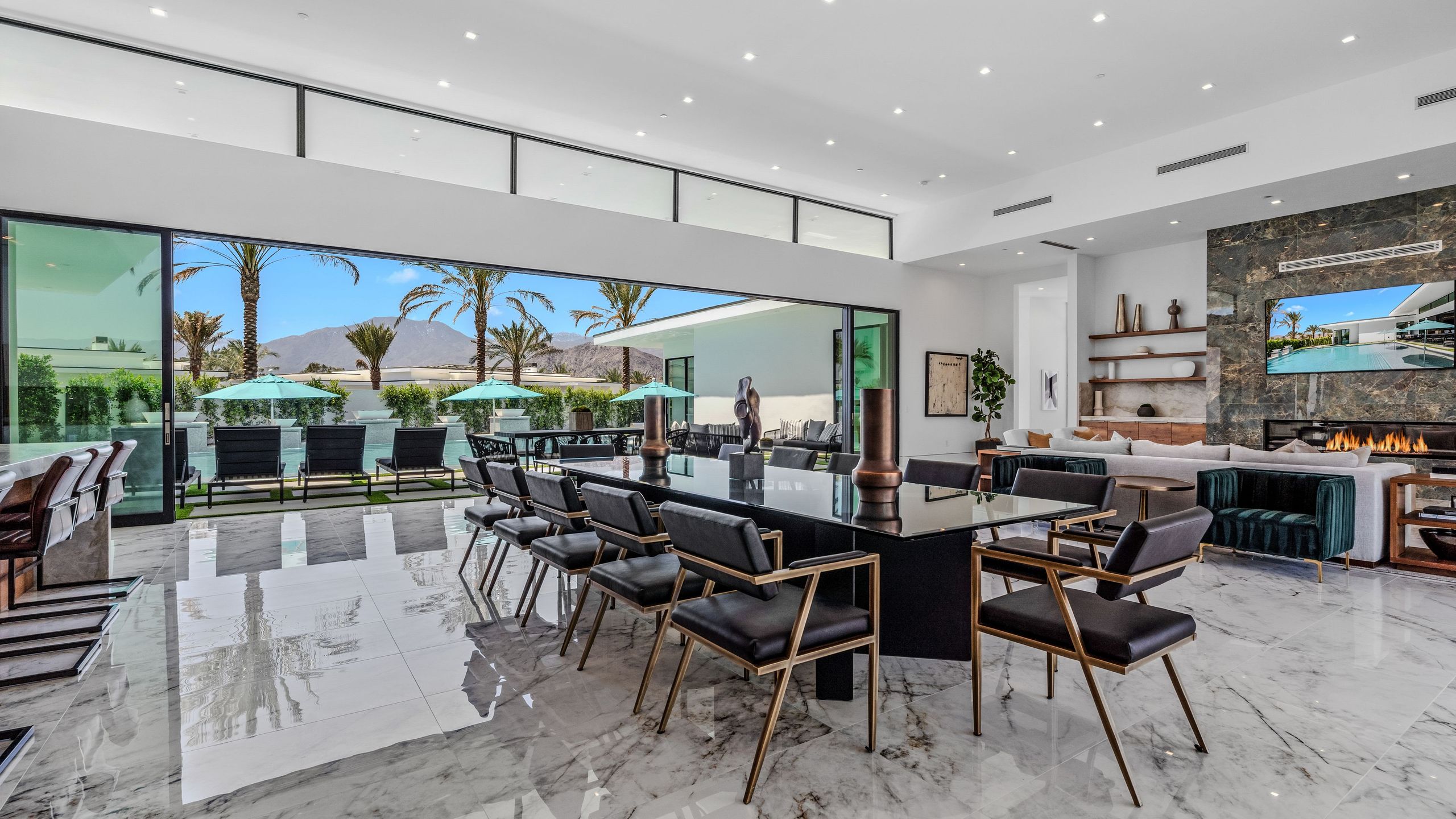 Sleeps 17 | Pool & Pickleball | Sun-Kissed Desert Escape | Bravo Villa #1 4