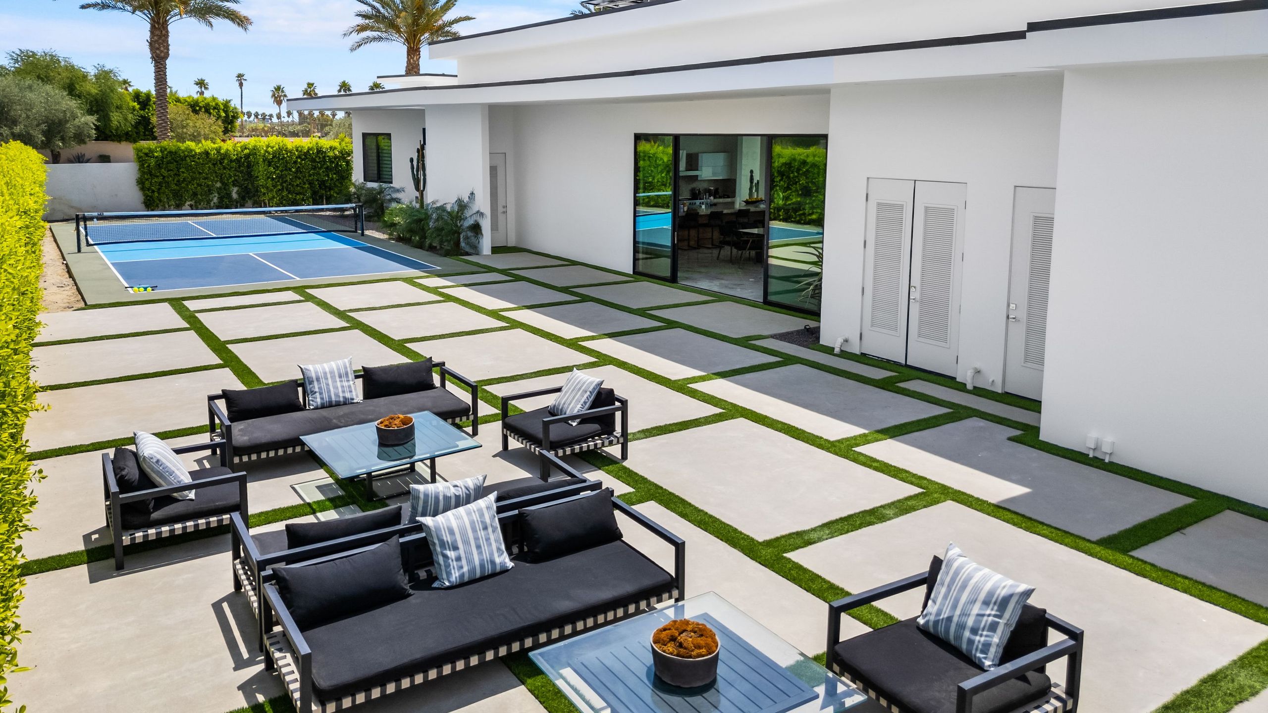 Sleeps 17 | Pool & Pickleball | Sun-Kissed Desert Escape | Bravo Villa #1 | Photo 58