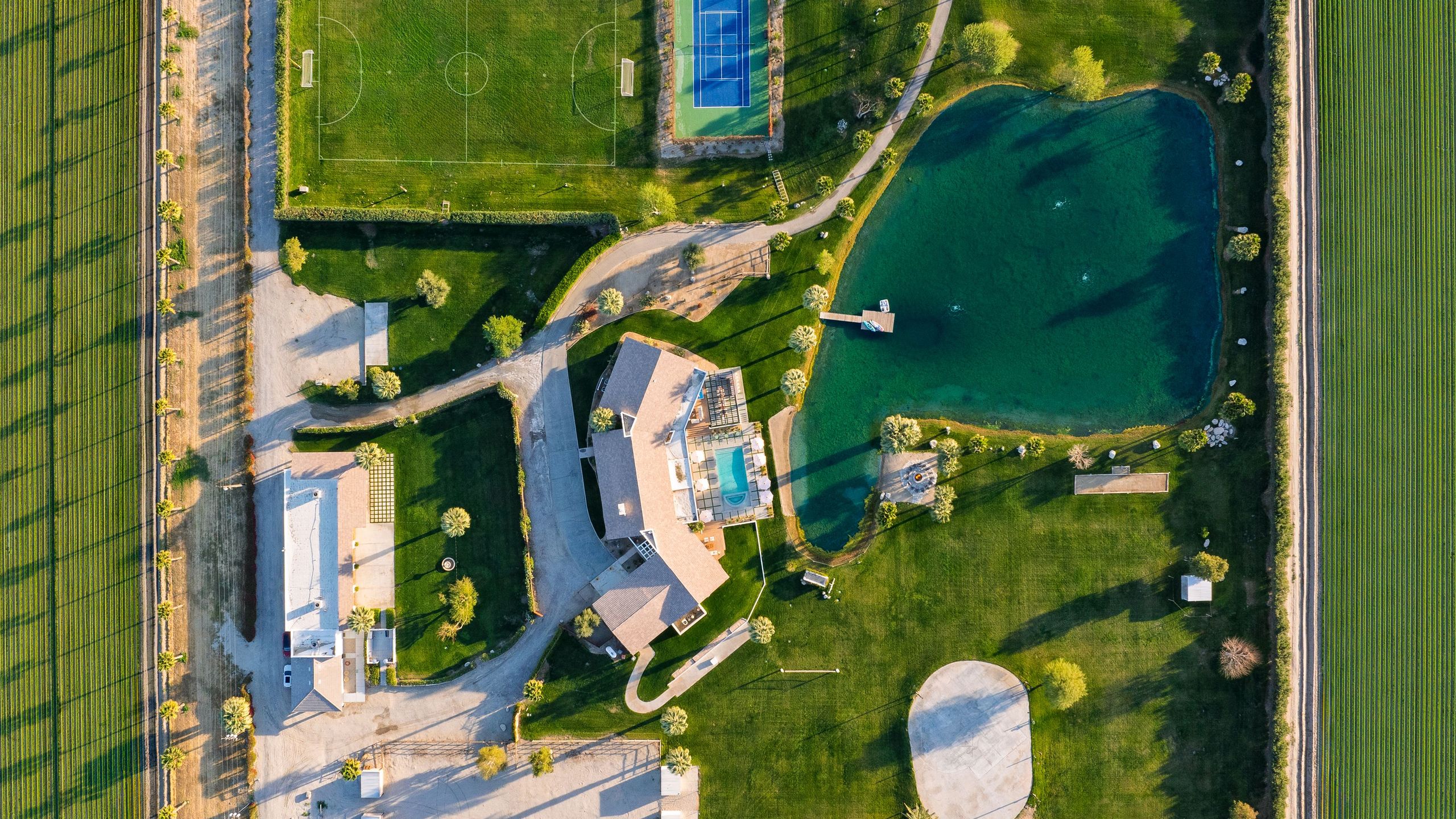 40-Acre Estate, Priv Lake, Tennis, Golf Green, Soccer | Buena Vista | Photo 4