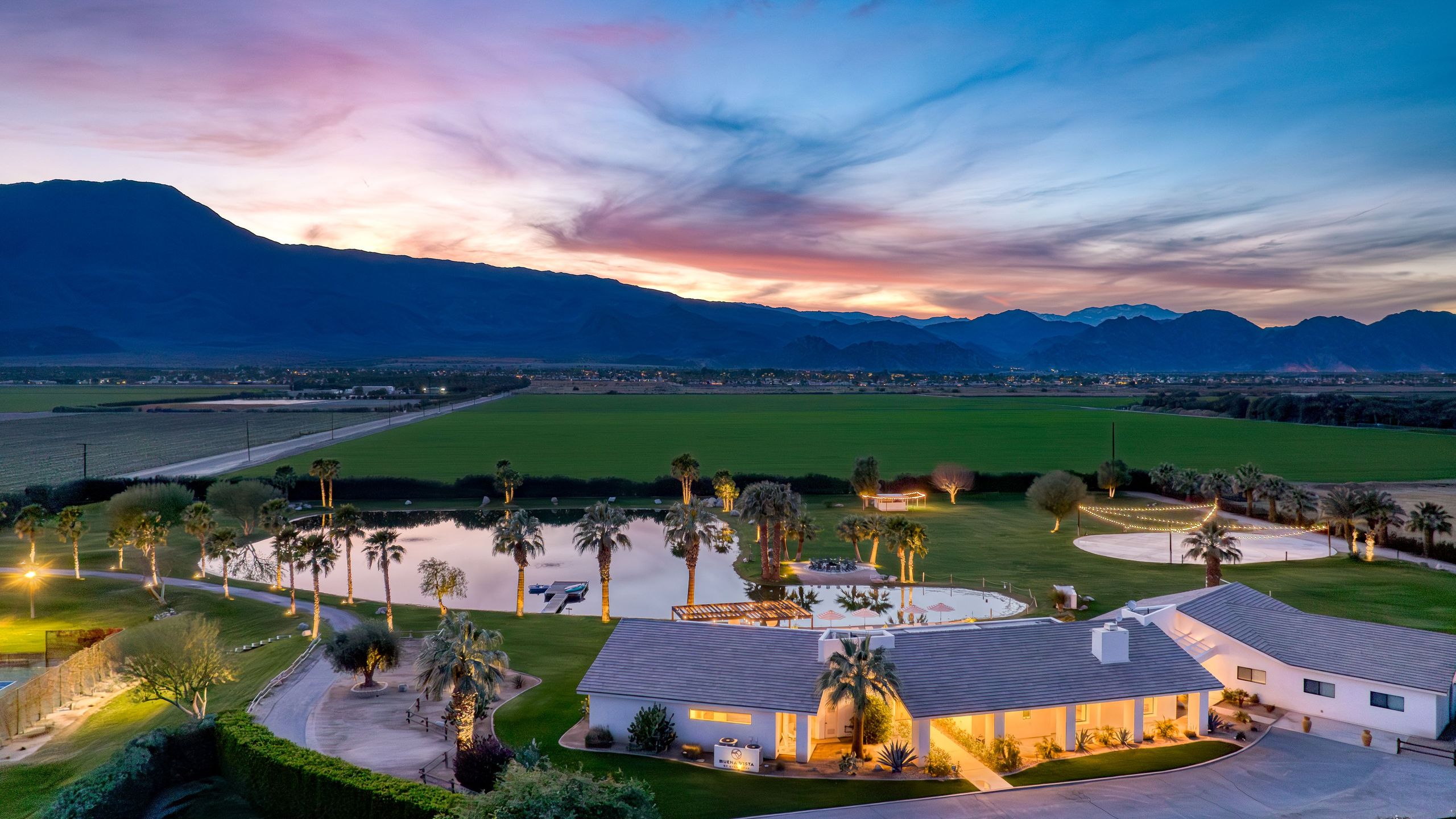 40-Acre Estate, Priv Lake, Tennis, Golf Green, Soccer | Buena Vista | Photo 2