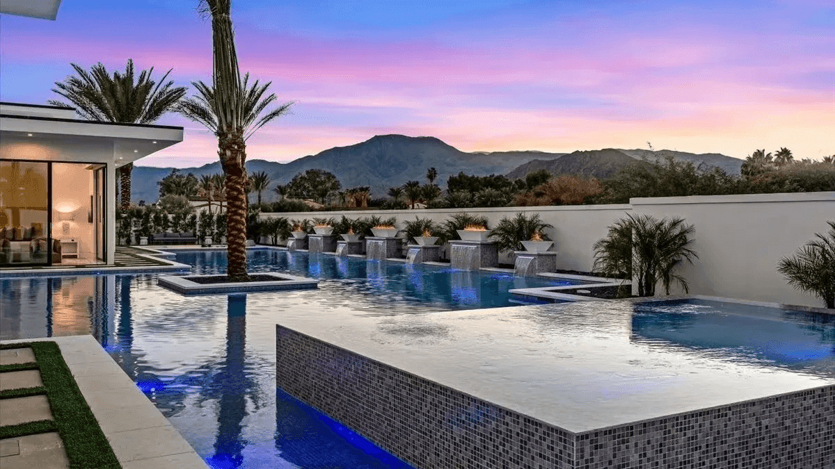 Exclusive Stay w/ Pool & Hot Tub | Bravo Villa #14 | Photo 6