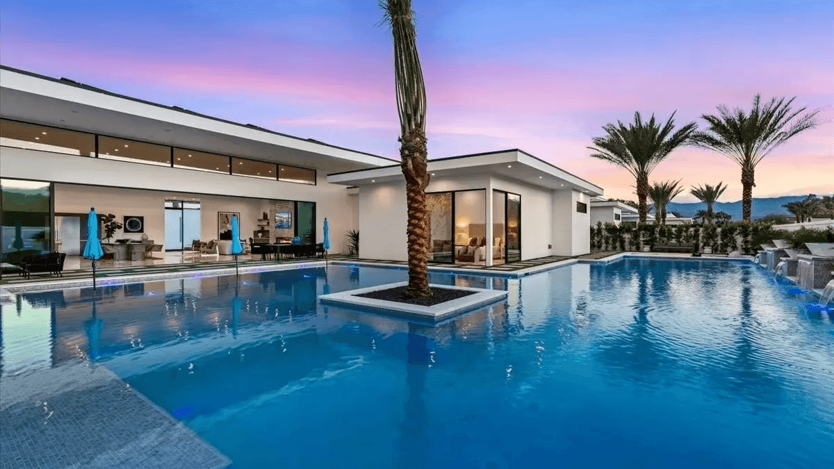 Exclusive Stay w/ Pool & Hot Tub | Bravo Villa #14 | Photo 58