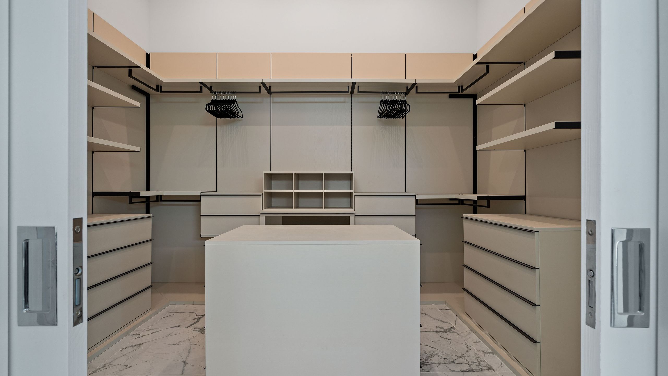 Sleeps 23 | Pool, Hot Tub & Putting Green | Minutes to Golf & Dining | bravo Villa #7 | Photo 29