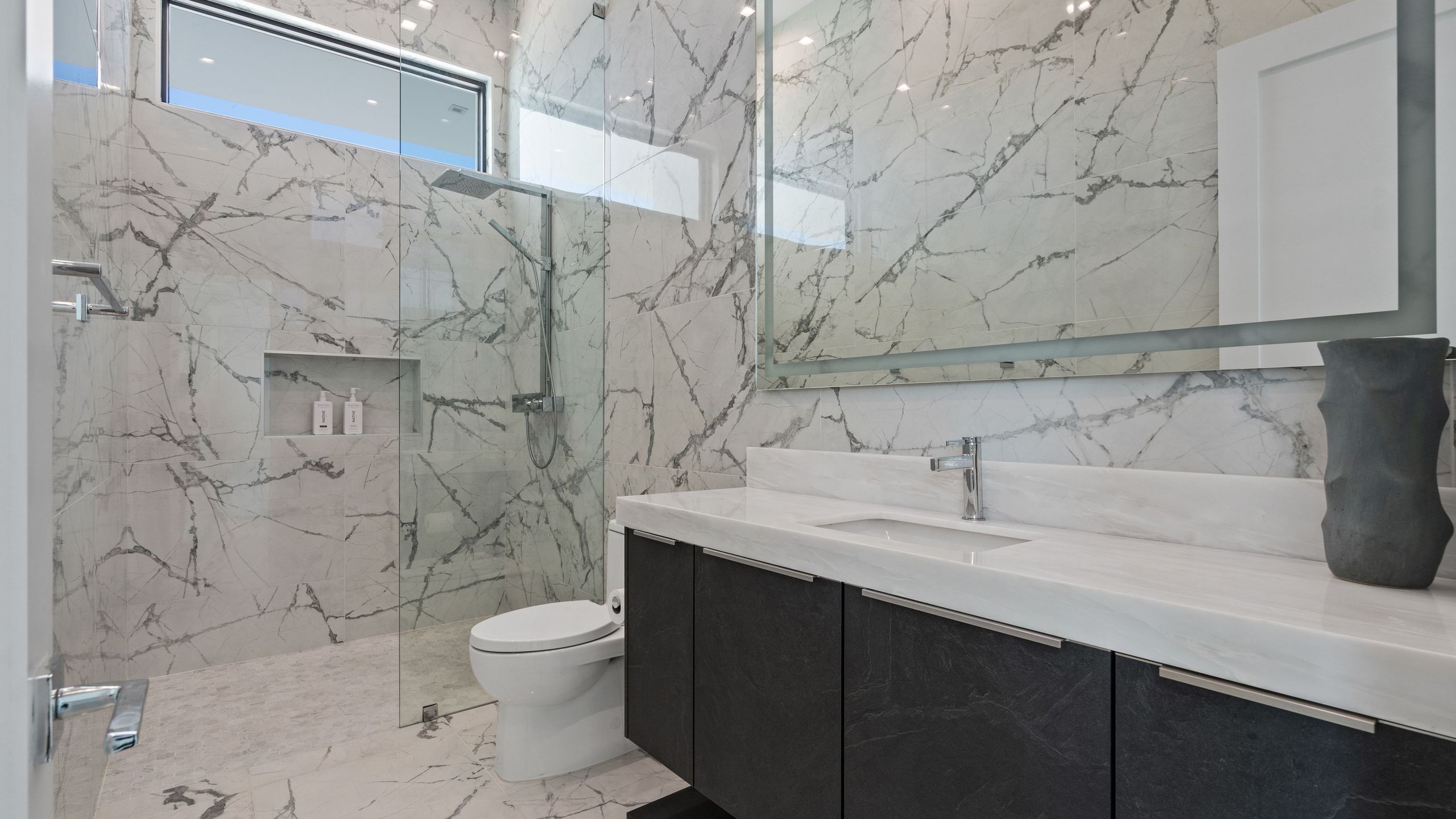 Sleeps 23 | Pool, Hot Tub & Putting Green | Minutes to Golf & Dining | bravo Villa #7 | Photo 35