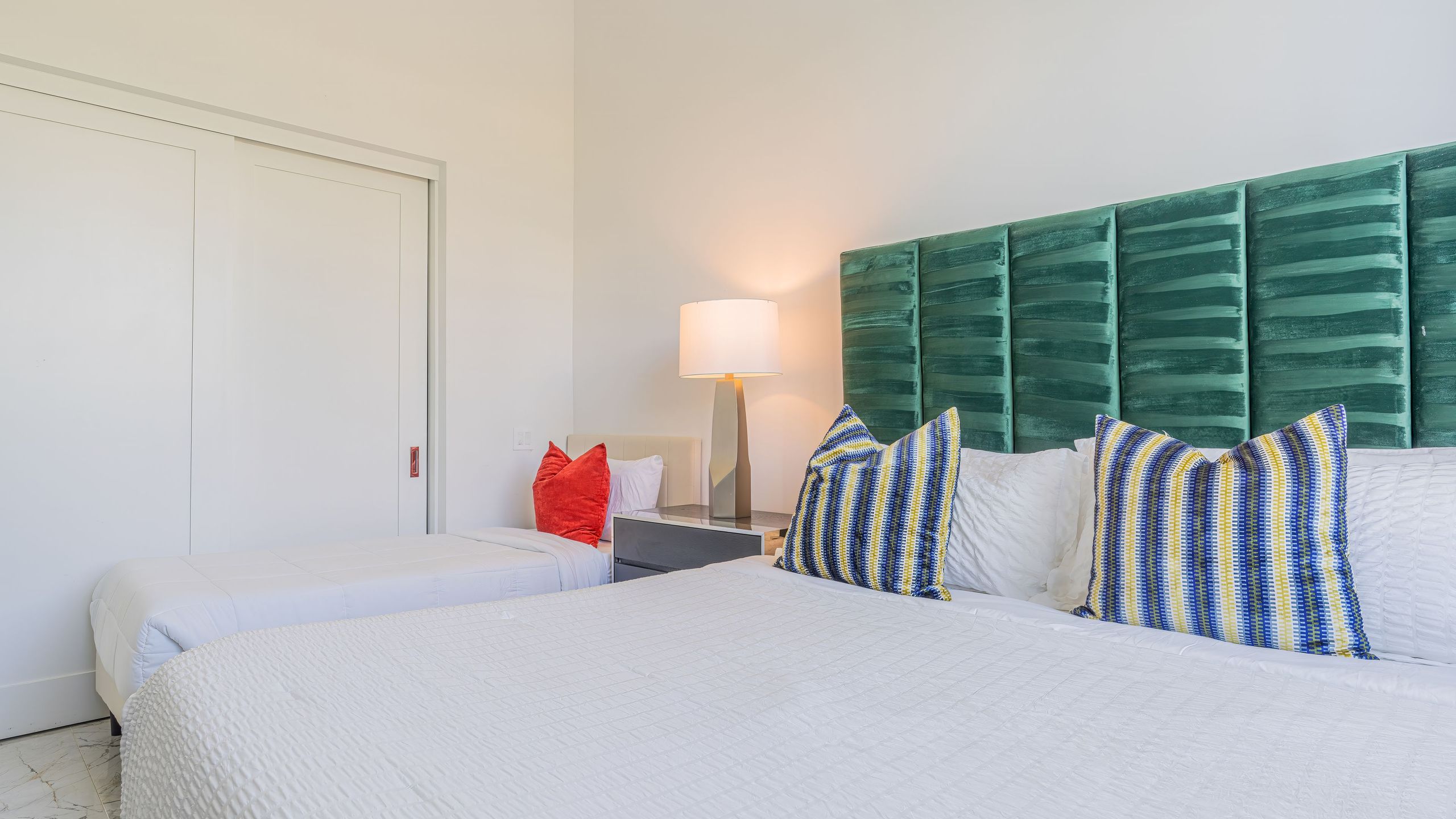 Sleeps 23 | Pool, Hot Tub & Putting Green | Minutes to Golf & Dining | bravo Villa #7 | Photo 33