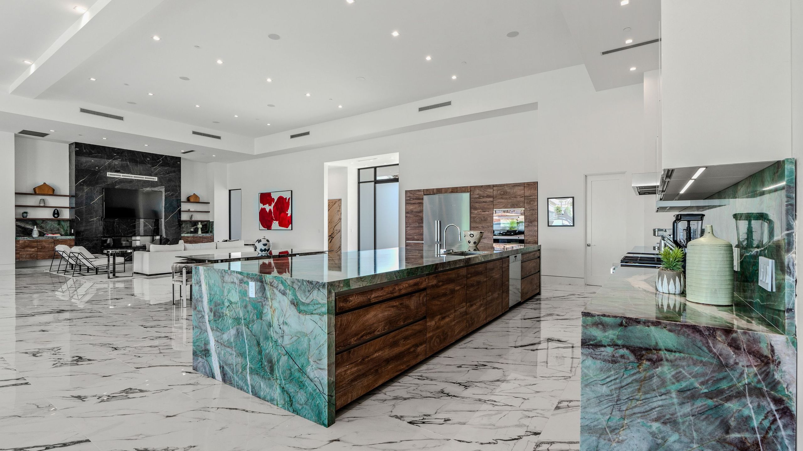 Sleeps 25 | 2 Luxury Villas w/ Pool + Spa, Putting Green | Bravo | Photo 68