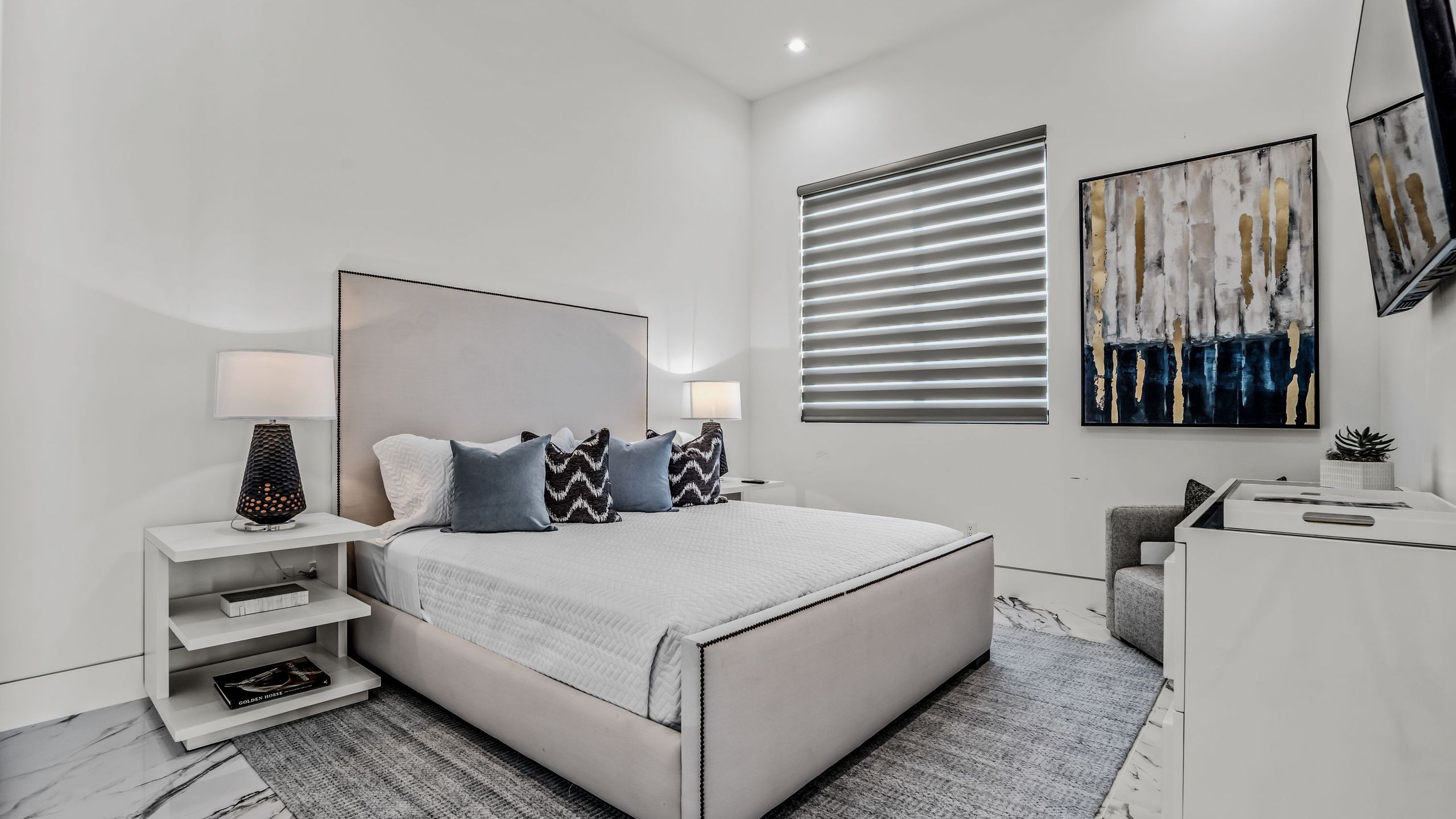 Sleeps 25 | 2 Luxury Villas w/ Pool + Spa, Putting Green | Bravo | Photo 95