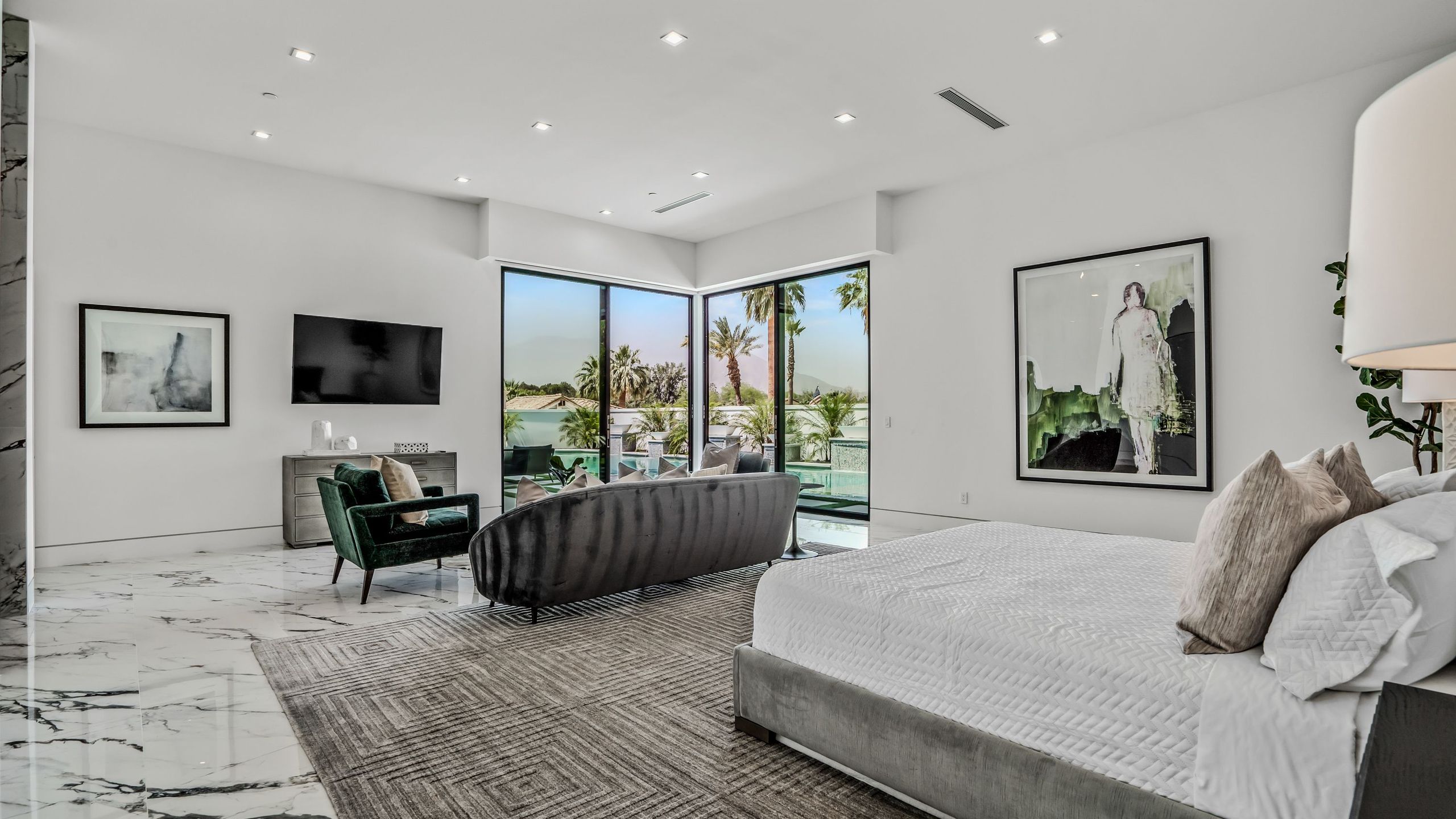 Sleeps 25 | 2 Luxury Villas w/ Pool + Spa, Putting Green | Bravo | Photo 78