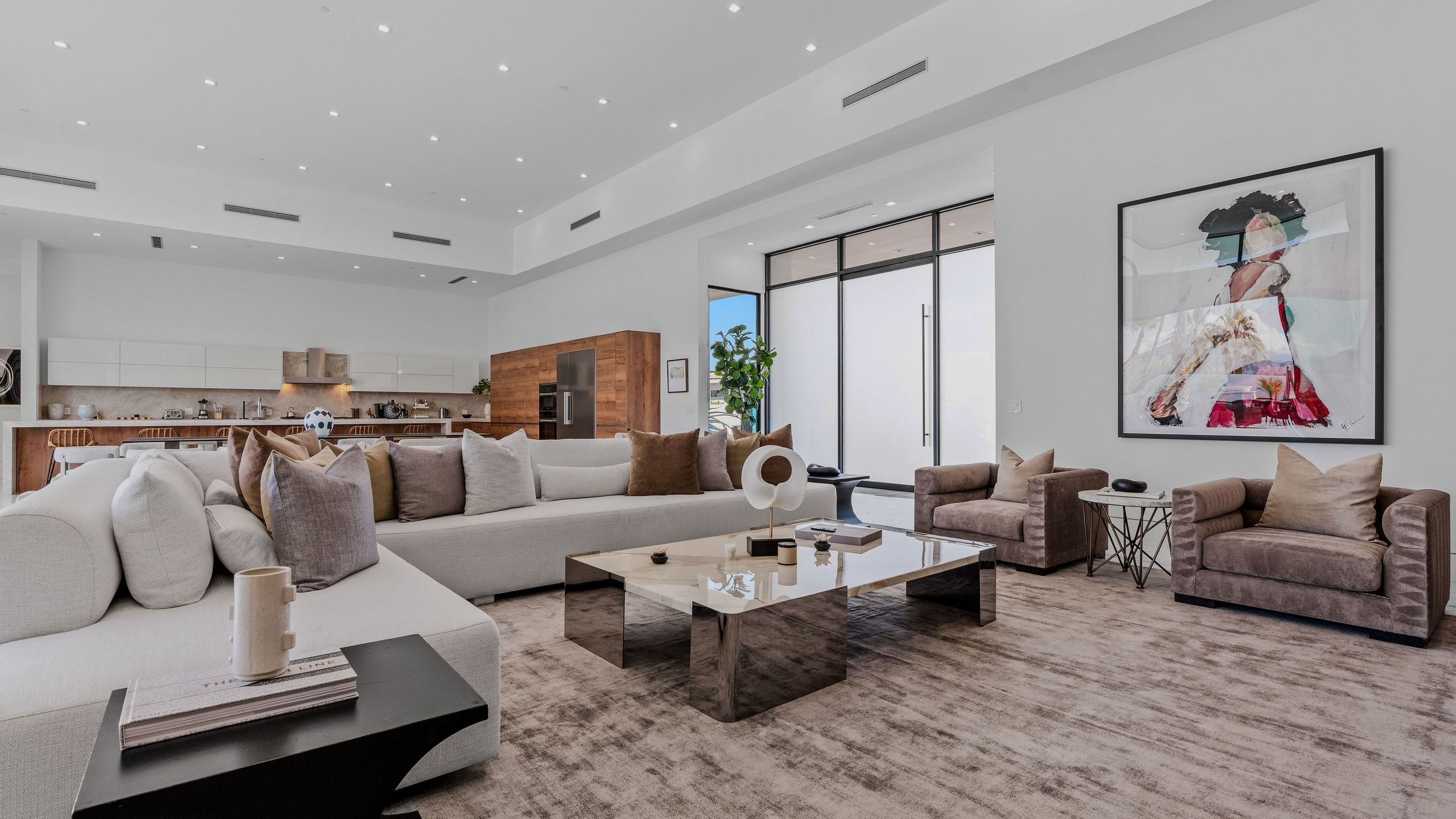 Sleeps 25 | 2 Luxury Villas w/ Pool + Spa, Putting Green | Bravo | Photo 16