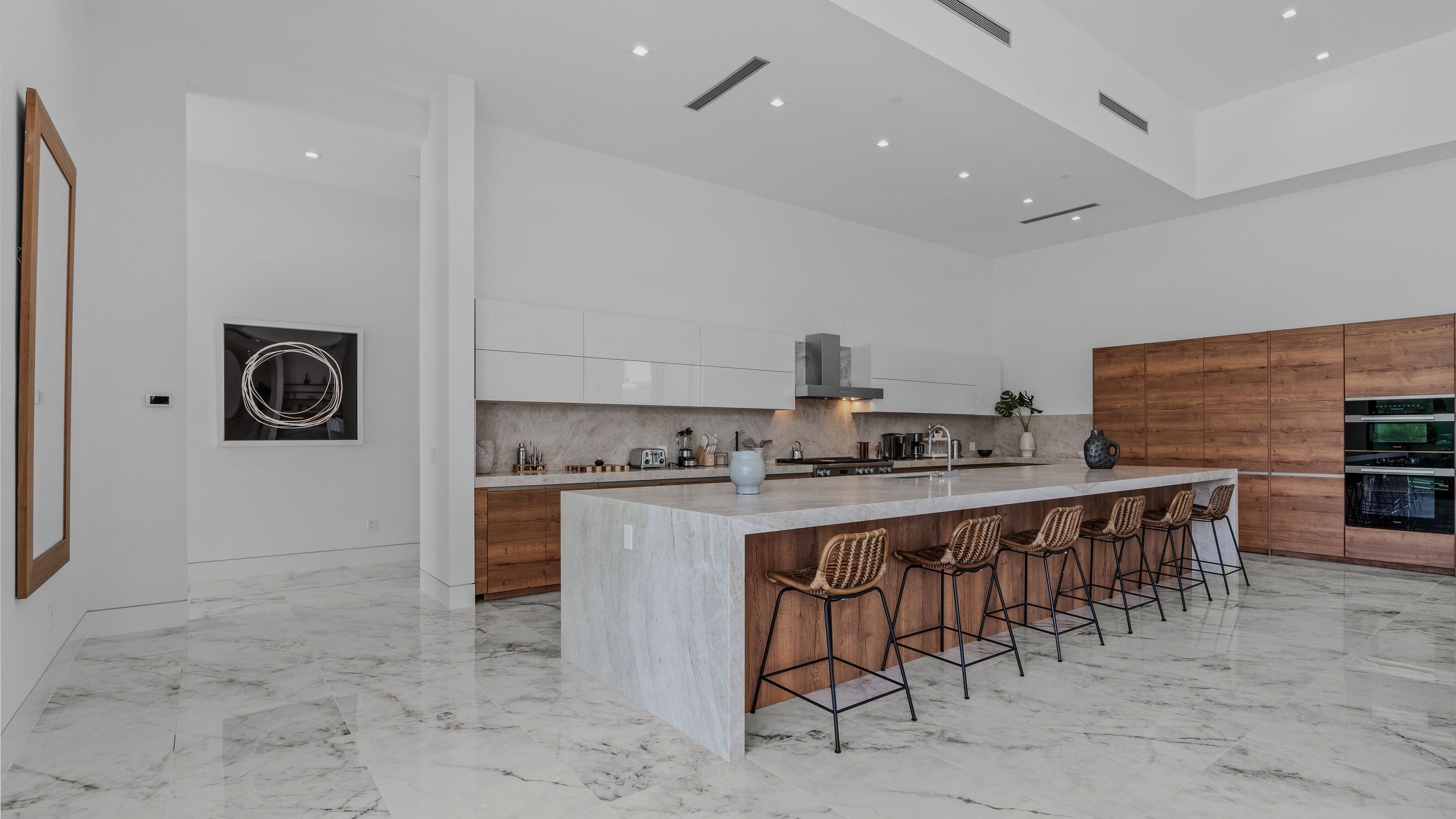 Sleeps 25 | 2 Luxury Villas w/ Pool + Spa, Putting Green | Bravo | Photo 15