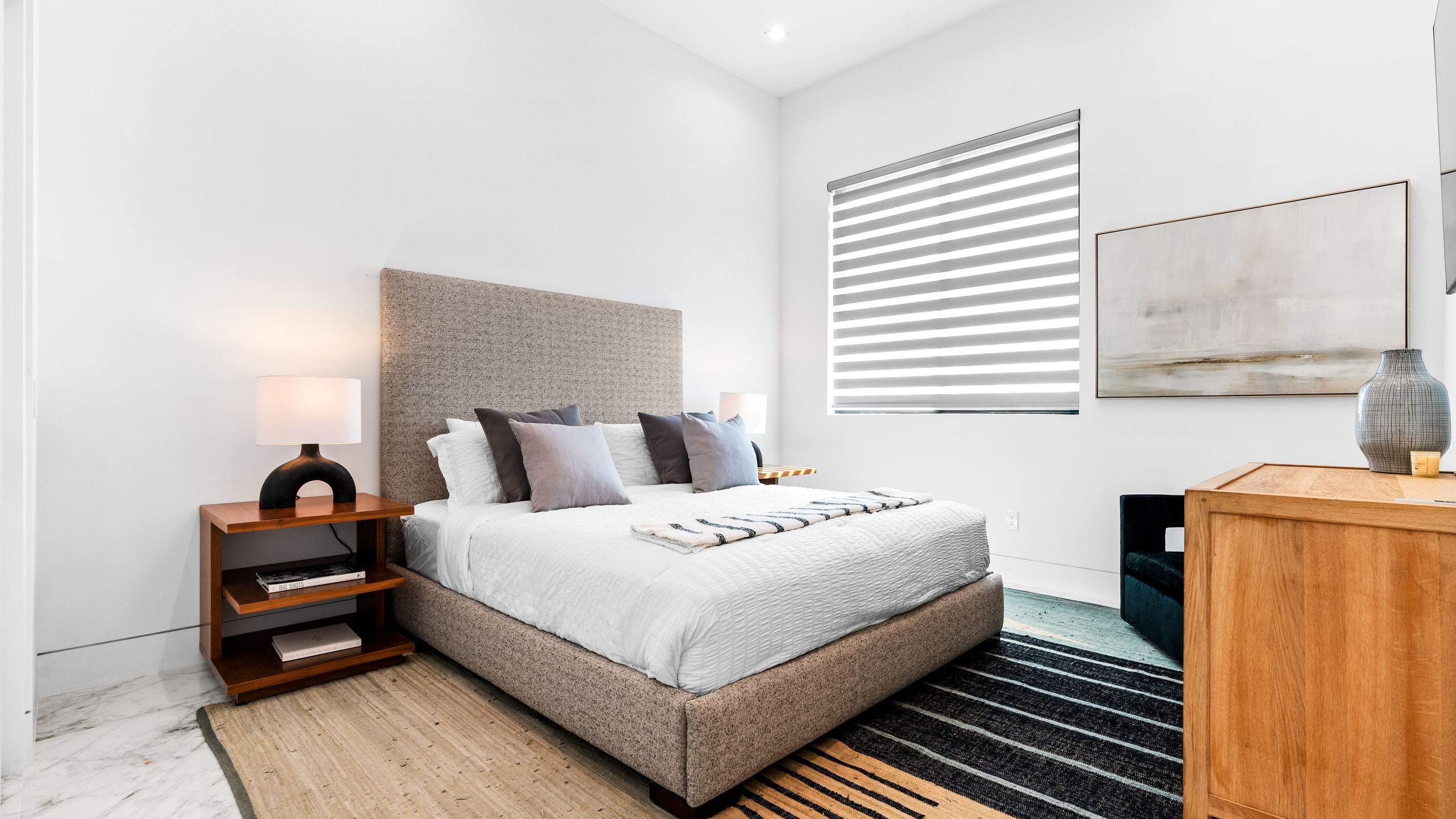 Sleeps 25 | 2 Luxury Villas w/ Pool + Spa, Putting Green | Bravo | Photo 31