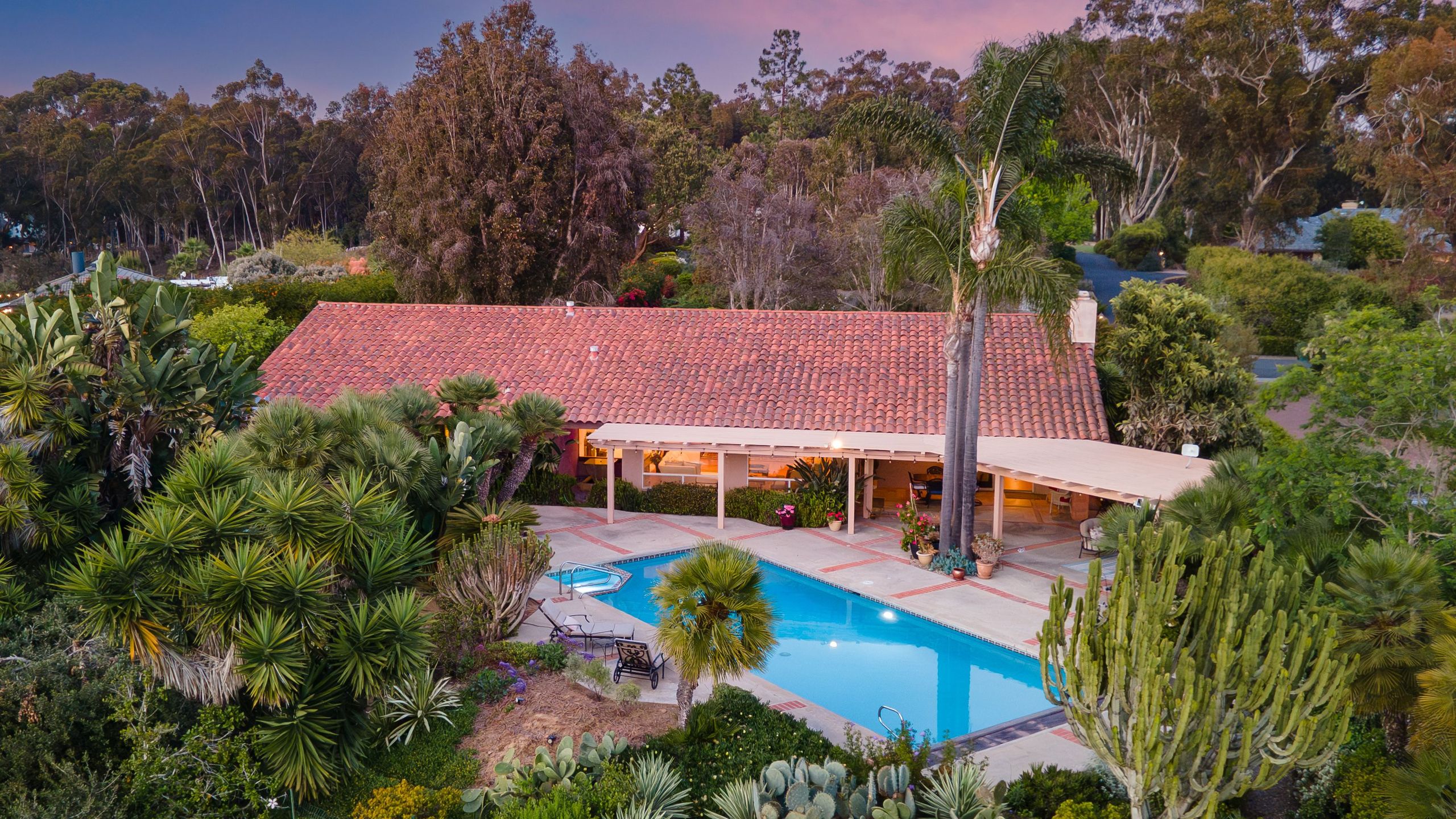 Private Pool And Hot Tub - Stunning Luxe Retreat - San Diego, CA