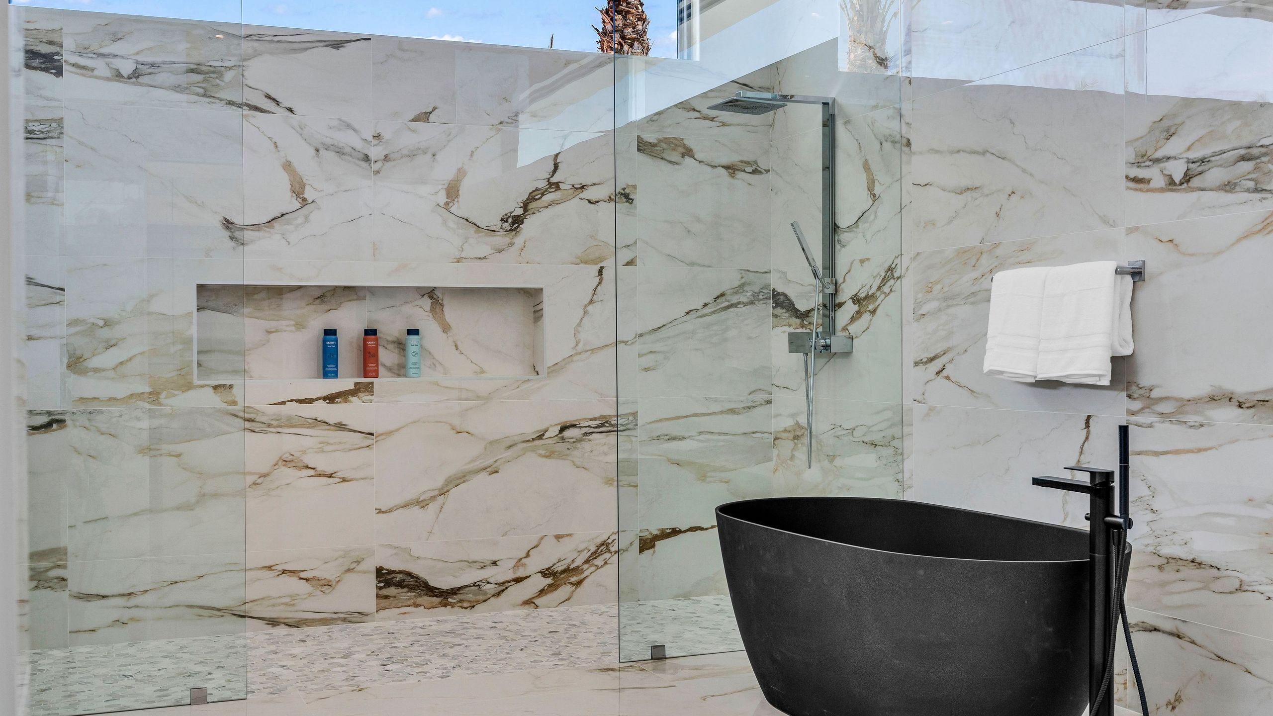 Sleeps 17 | Villa w/ Pool, Hot Tub, & Pickleball Court | Bravo Villa #8 | Photo 21