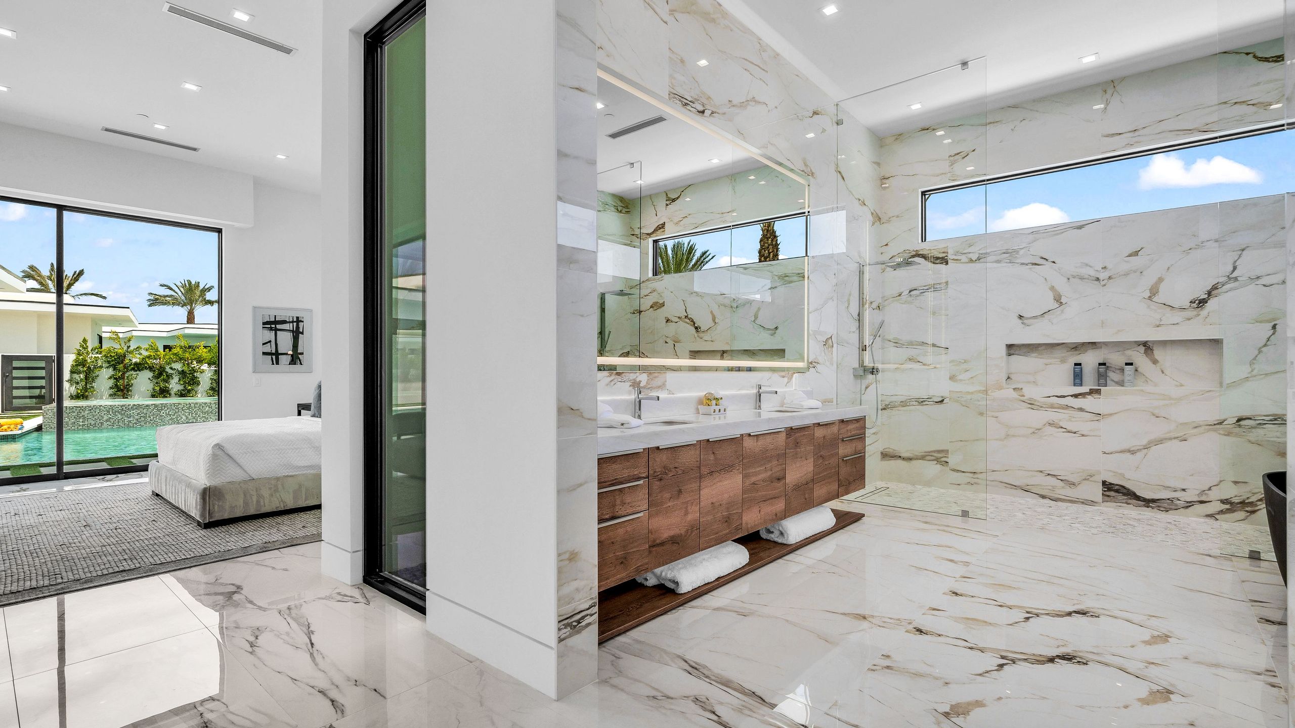 Sleeps 17 | Villa w/ Pool, Hot Tub, & Pickleball Court | Bravo Villa #8 | Photo 19