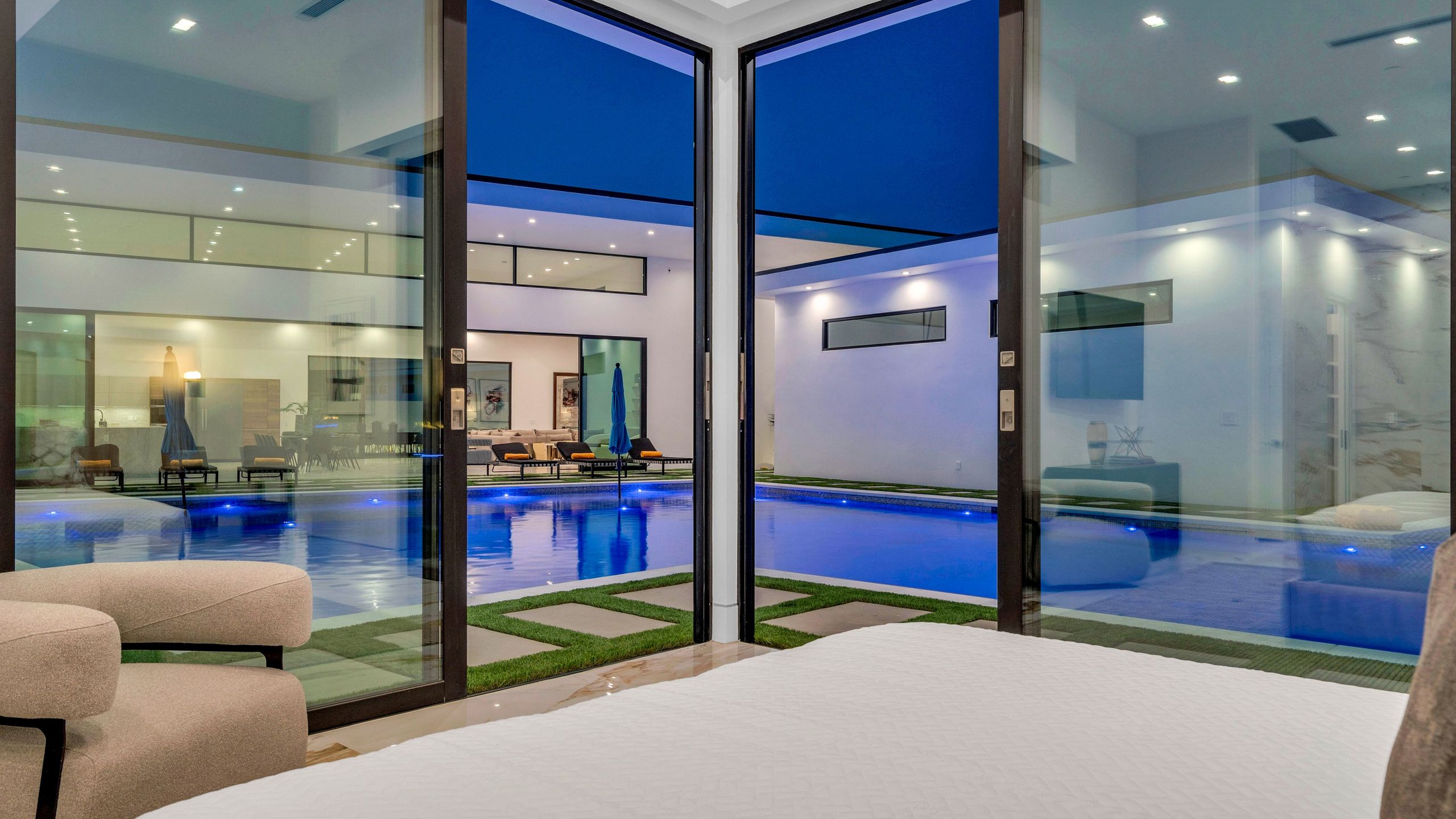 Sleeps 17 | Villa w/ Pool, Hot Tub, & Pickleball Court | Bravo Villa #8 | Photo 17