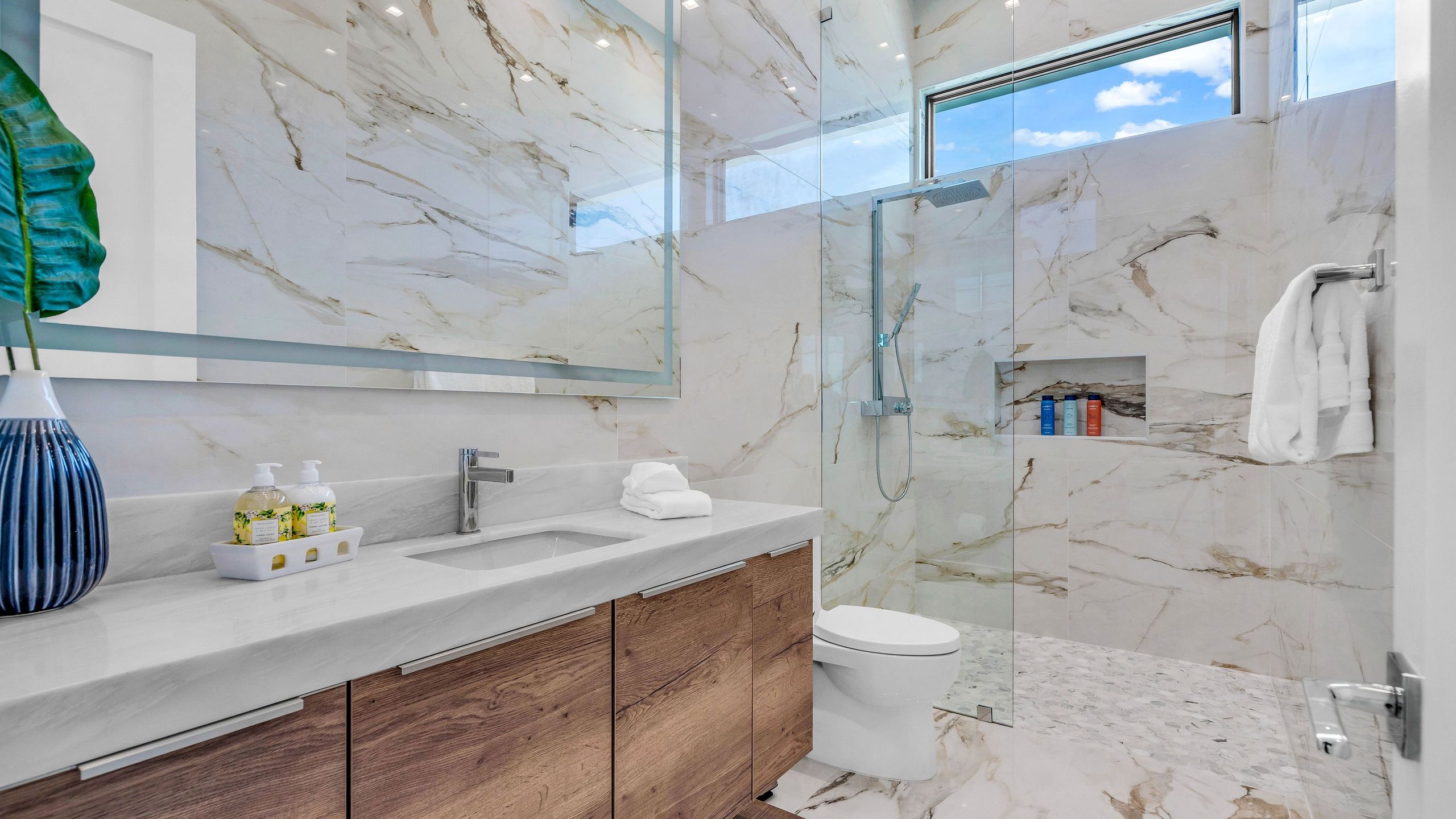 Sleeps 17 | Villa w/ Pool, Hot Tub, & Pickleball Court | Bravo Villa #8 | Photo 39