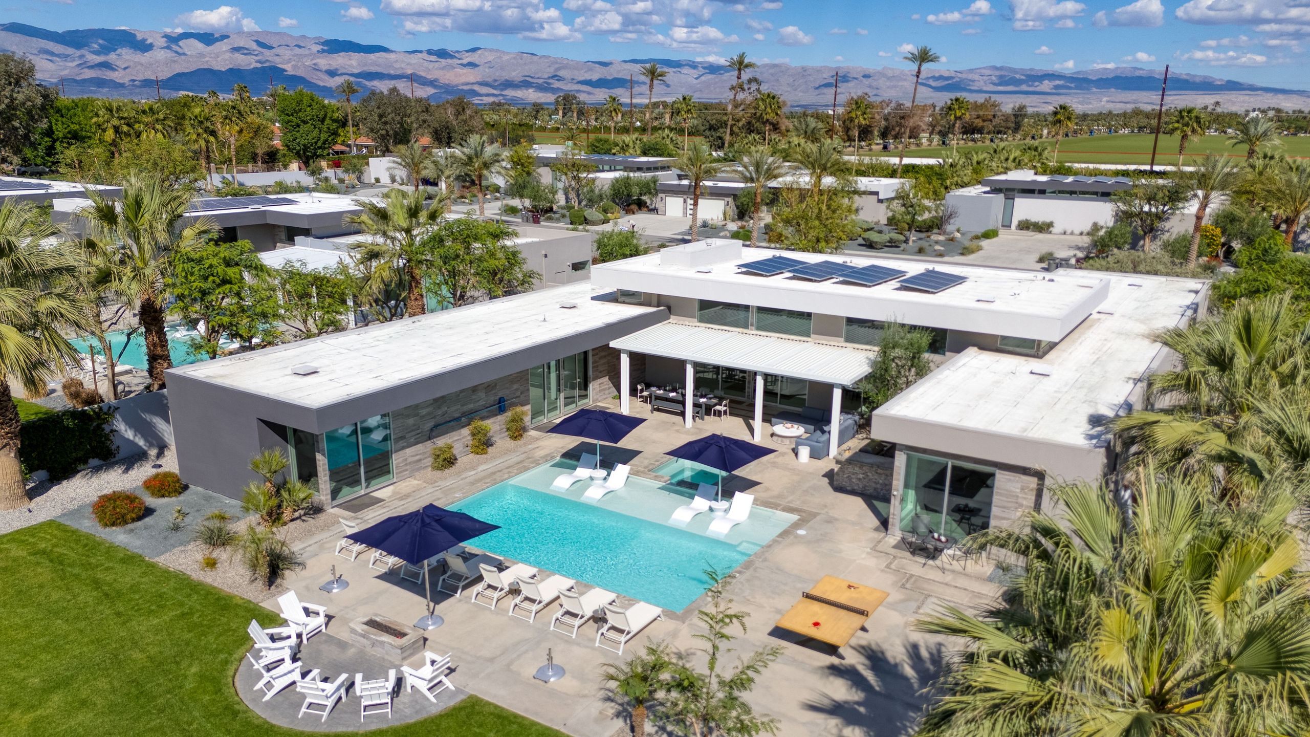 Polo Villa 3 | Features Expansive Putting Green, Pool, Spa & Outdoor Firepit | 6 bedrooms. | Photo 44