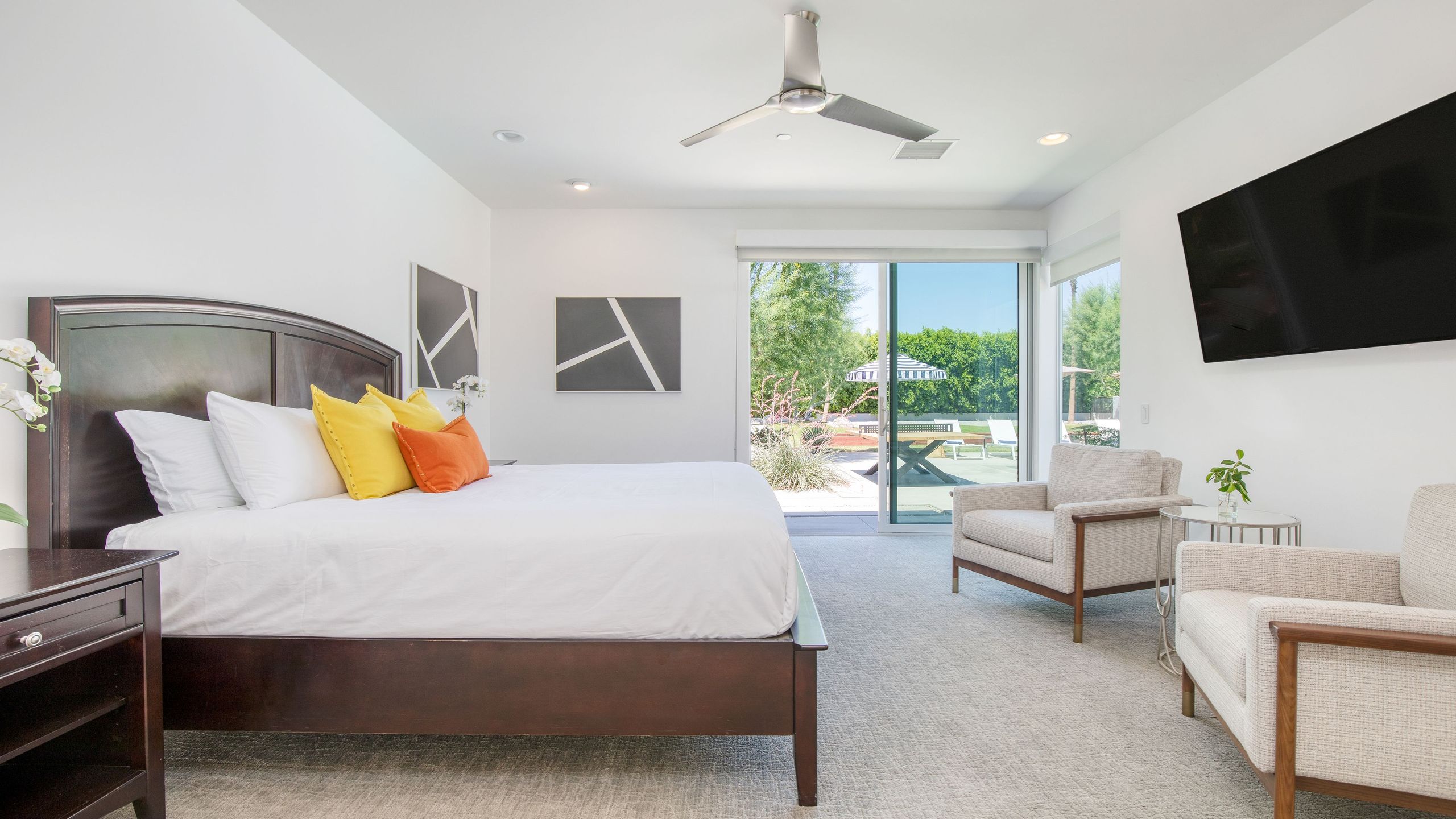 Polo Villa 3 | Features Expansive Putting Green, Pool, Spa & Outdoor Firepit | 6 bedrooms. | Photo 12