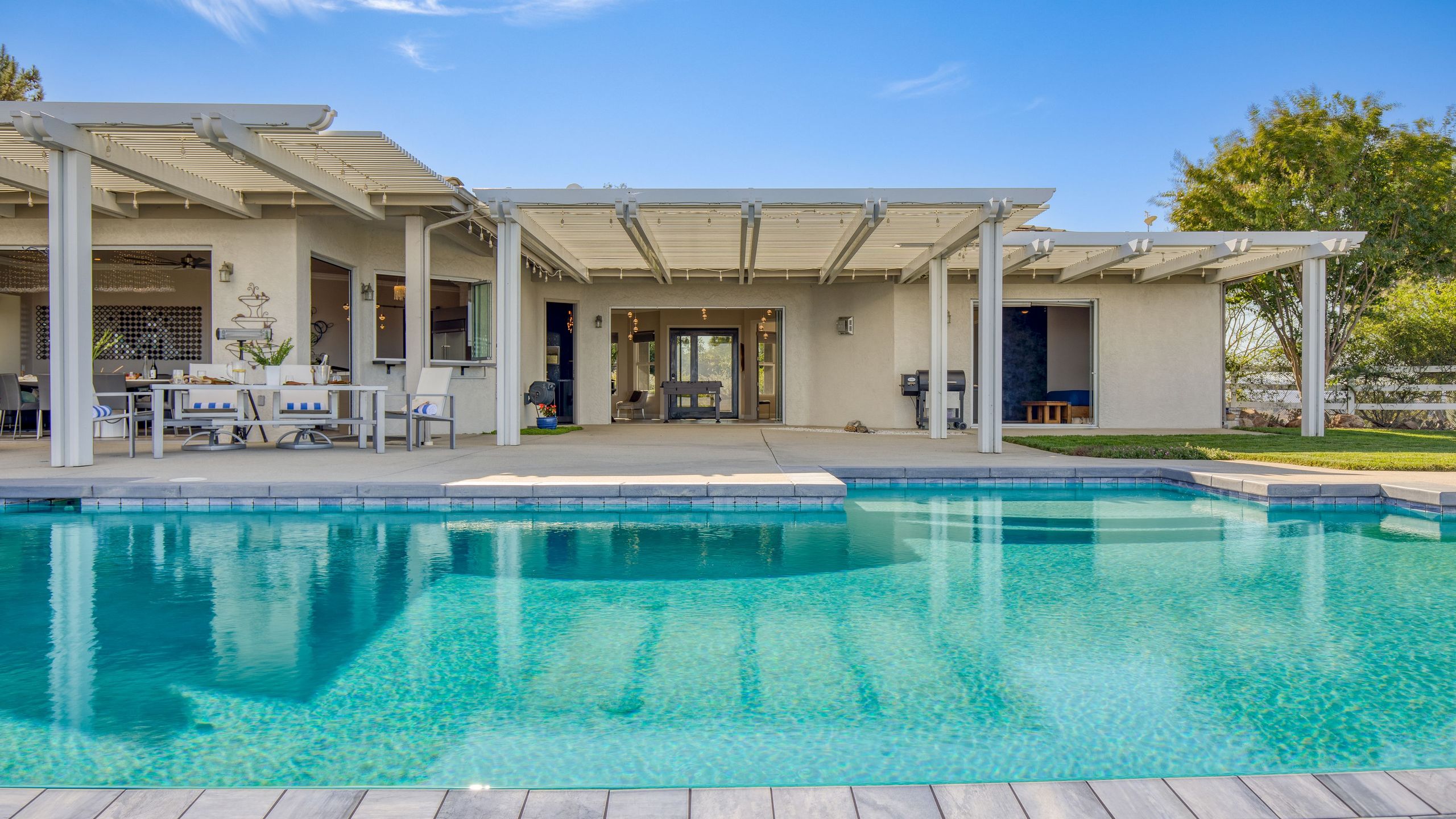 Summit Ranch | Infinity Pool + Views | Photo 32