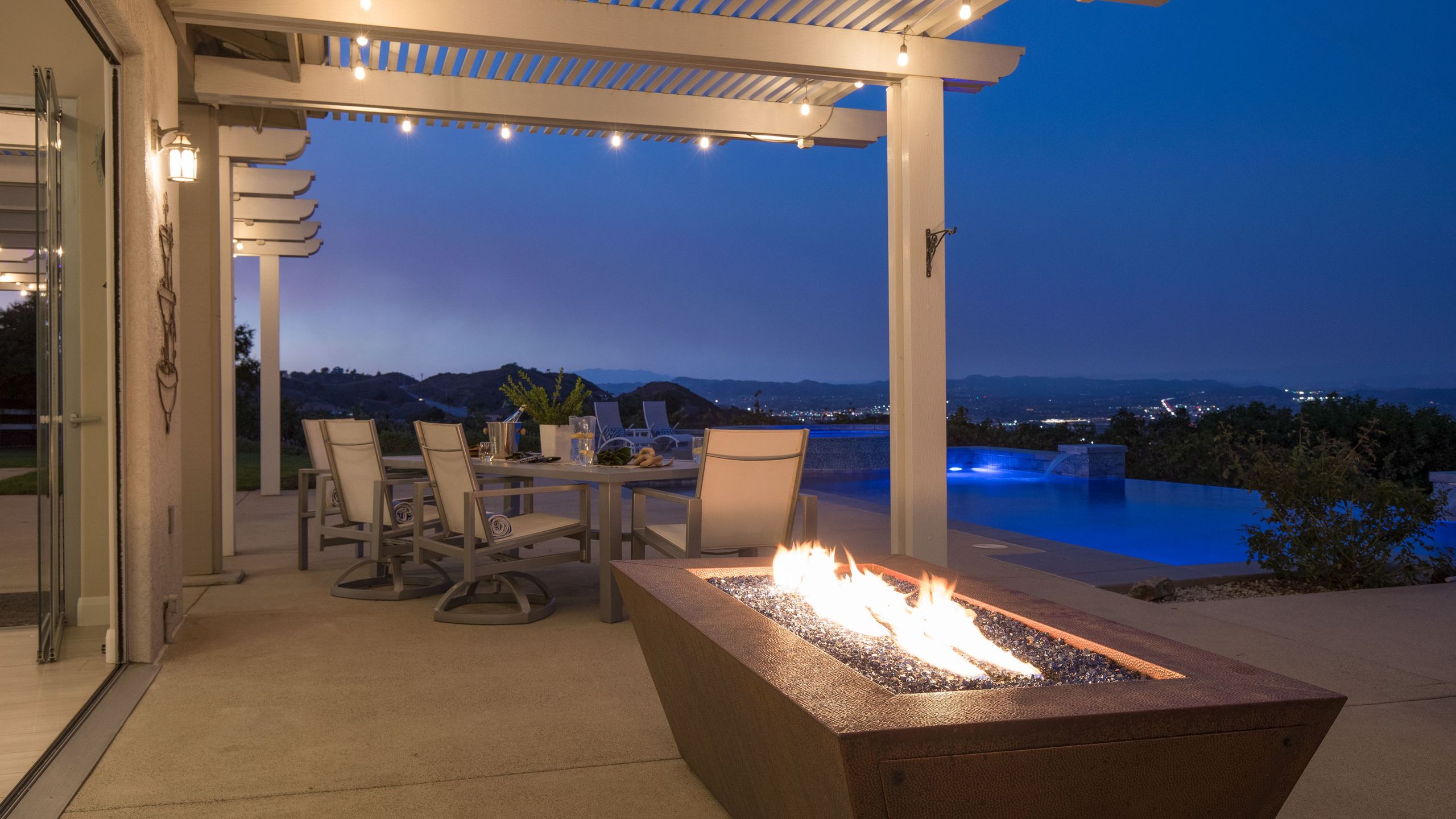 Summit Ranch | Infinity Pool + Views | Photo 39