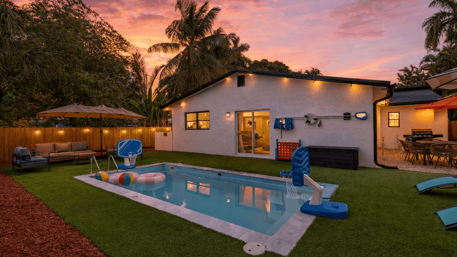 Hoop & Splash House By Avantstay | Game Room + Pool + Firepit + Minutes To Las Olas - Bahamas