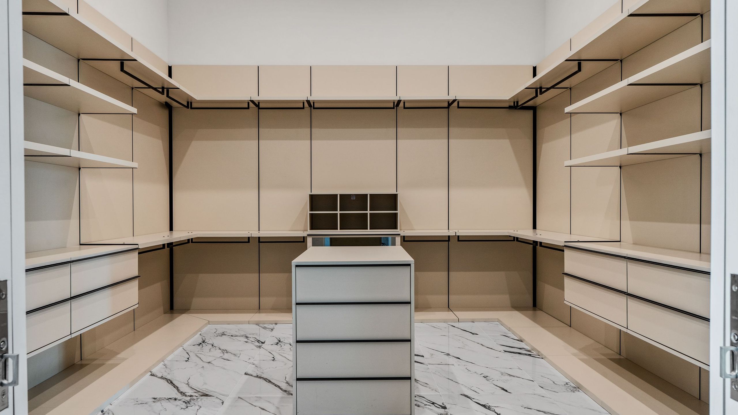 Indio Stay w/ Exclusive Amenities | Pool, Hot Tub + Putting Green | Bravo Villa #16 | Photo 35