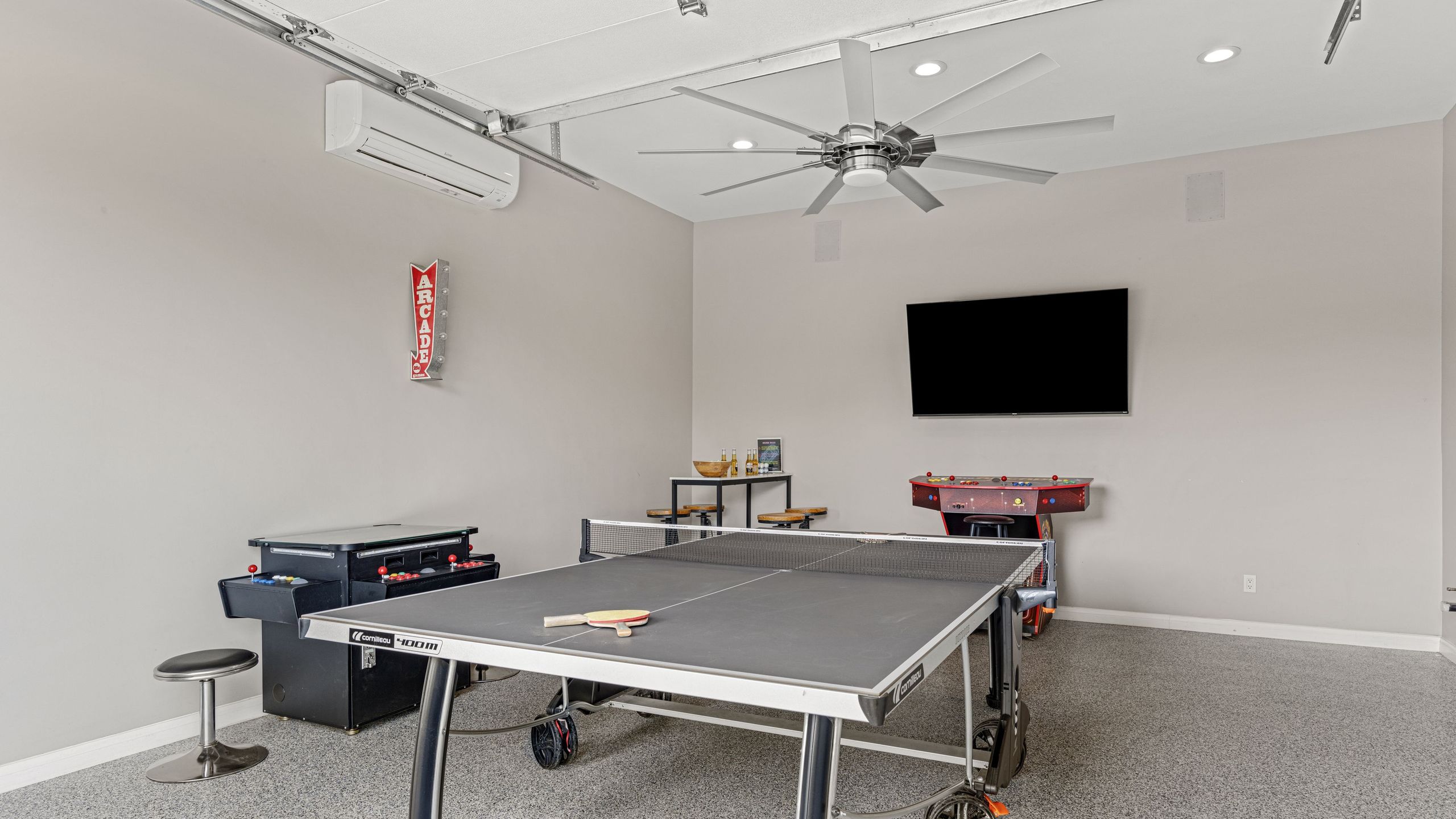Pool, Sports Court, Game Garage, & Fire Pit | Olivano Ranch | Photo 30