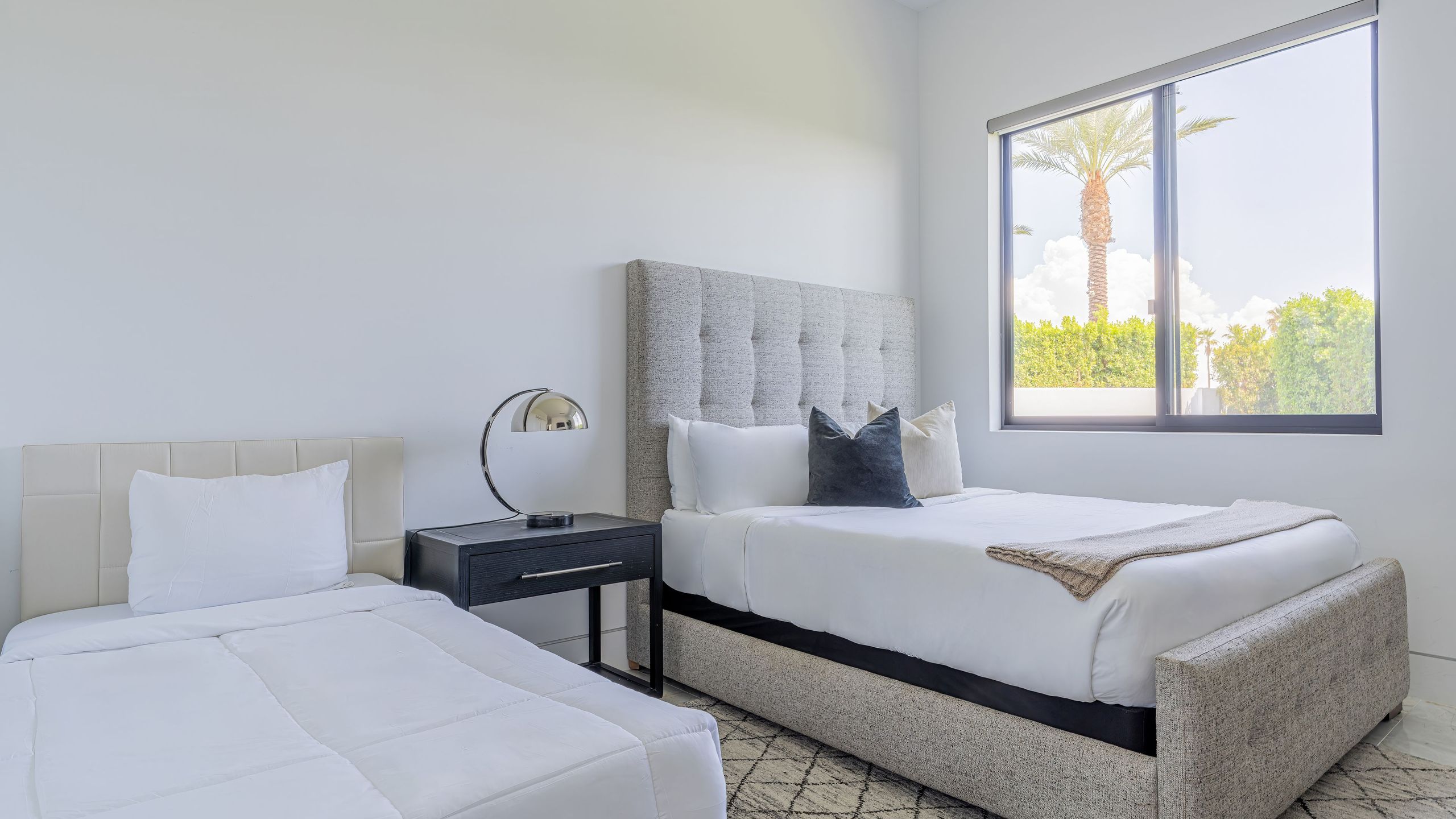 Sleeps 20 | Pool & Pickleball | Villa Near Golf, Dining & Fun | Bravo Villa #2 | Photo 33