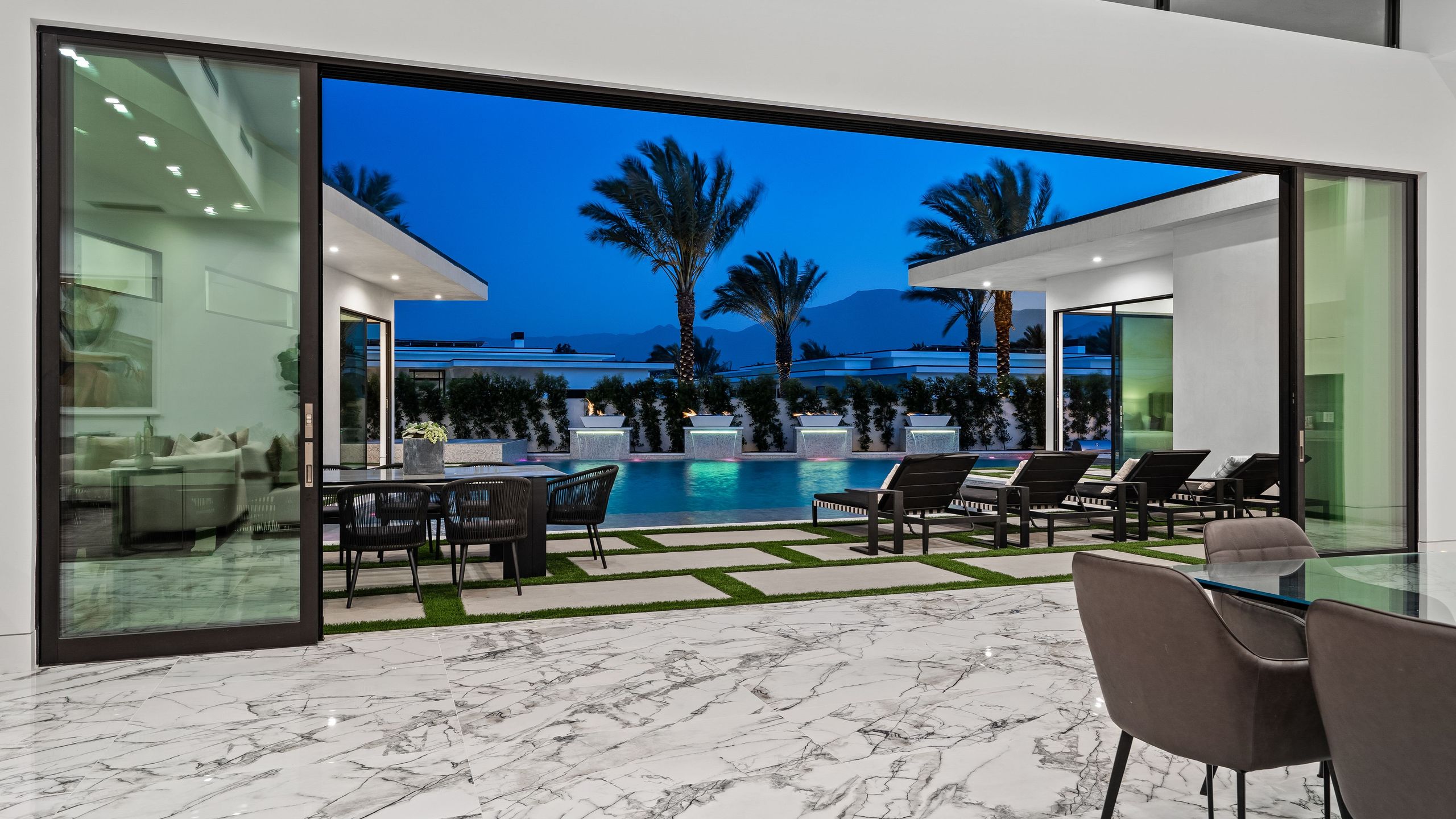 Sleeps 20 | Pool & Pickleball | Villa Near Golf, Dining & Fun | Bravo Villa #2 | Photo 17