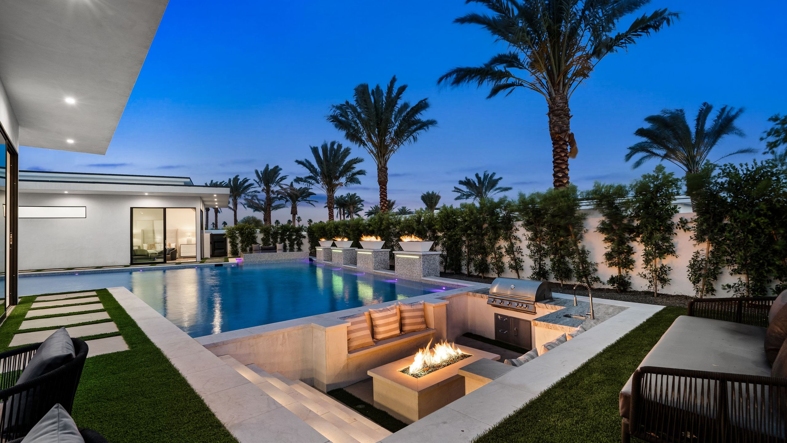 Sleeps 20 | Pool & Pickleball | Villa Near Golf, Dining & Fun | Bravo Villa #2 | Photo 58