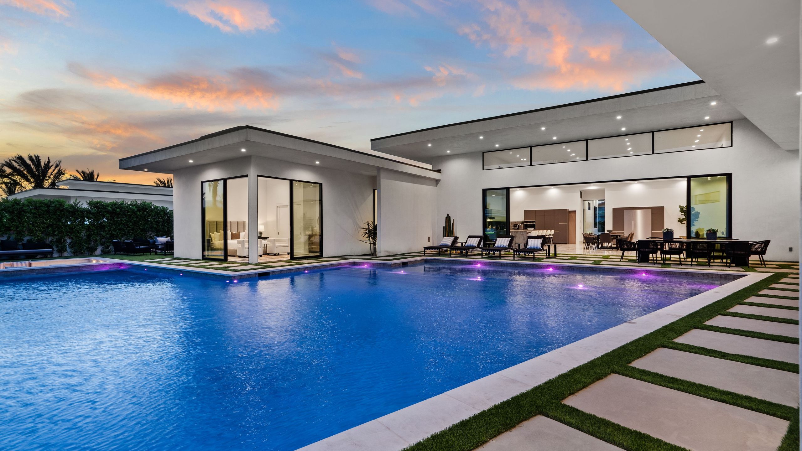 Sleeps 20 | Pool & Pickleball | Villa Near Golf, Dining & Fun | Bravo Villa #2 | Photo 6