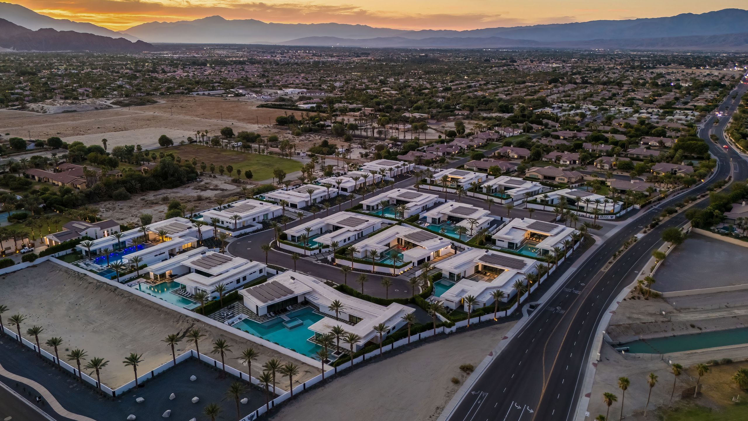 Sleeps 20 | Pool, Hot Tub, & Pickleball Stay in Indio | Bravo Villa #9 | Photo 79