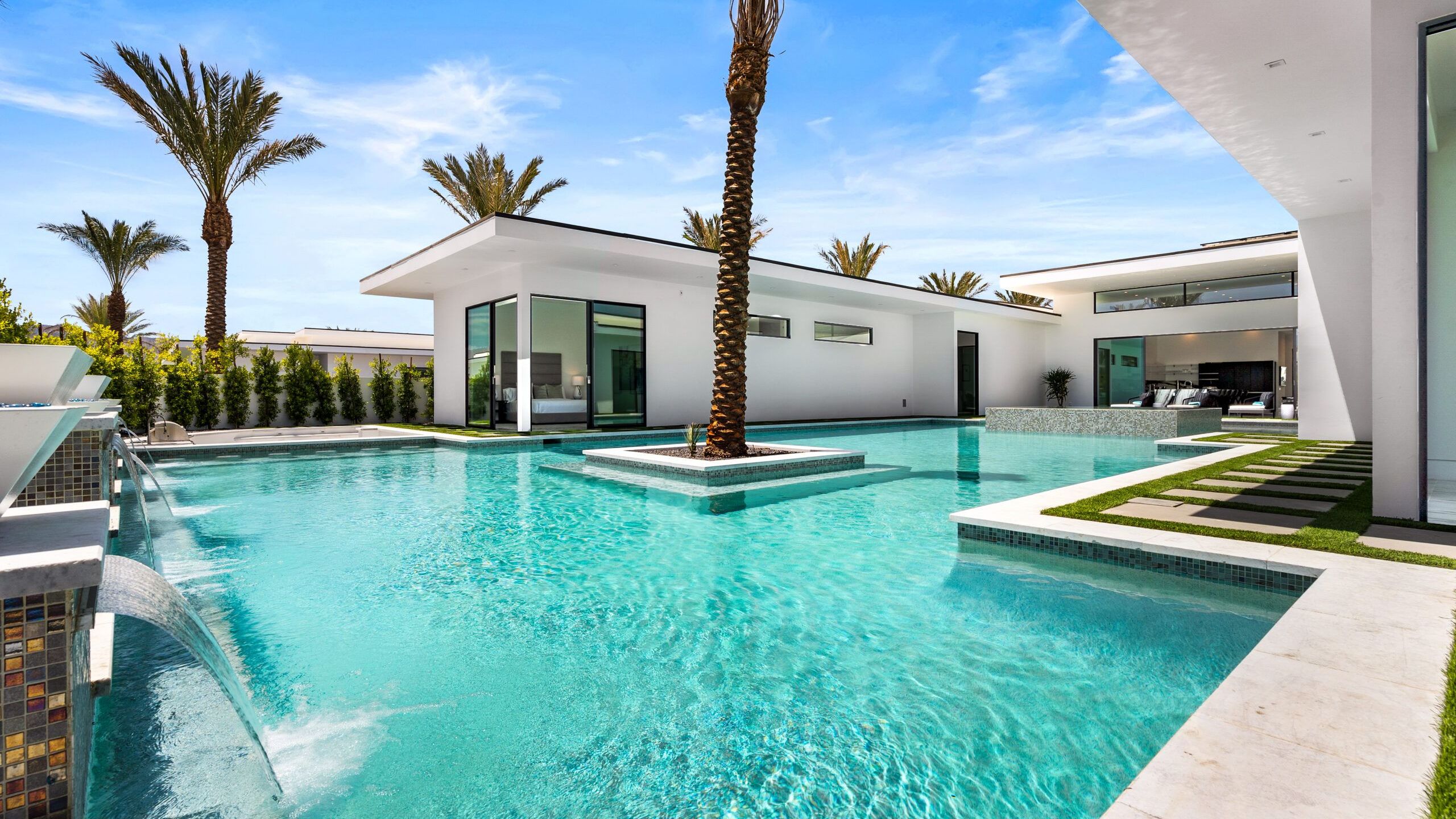 Sleeps 20 | Pool, Hot Tub, & Pickleball Stay in Indio | Bravo Villa #9 | Photo 65