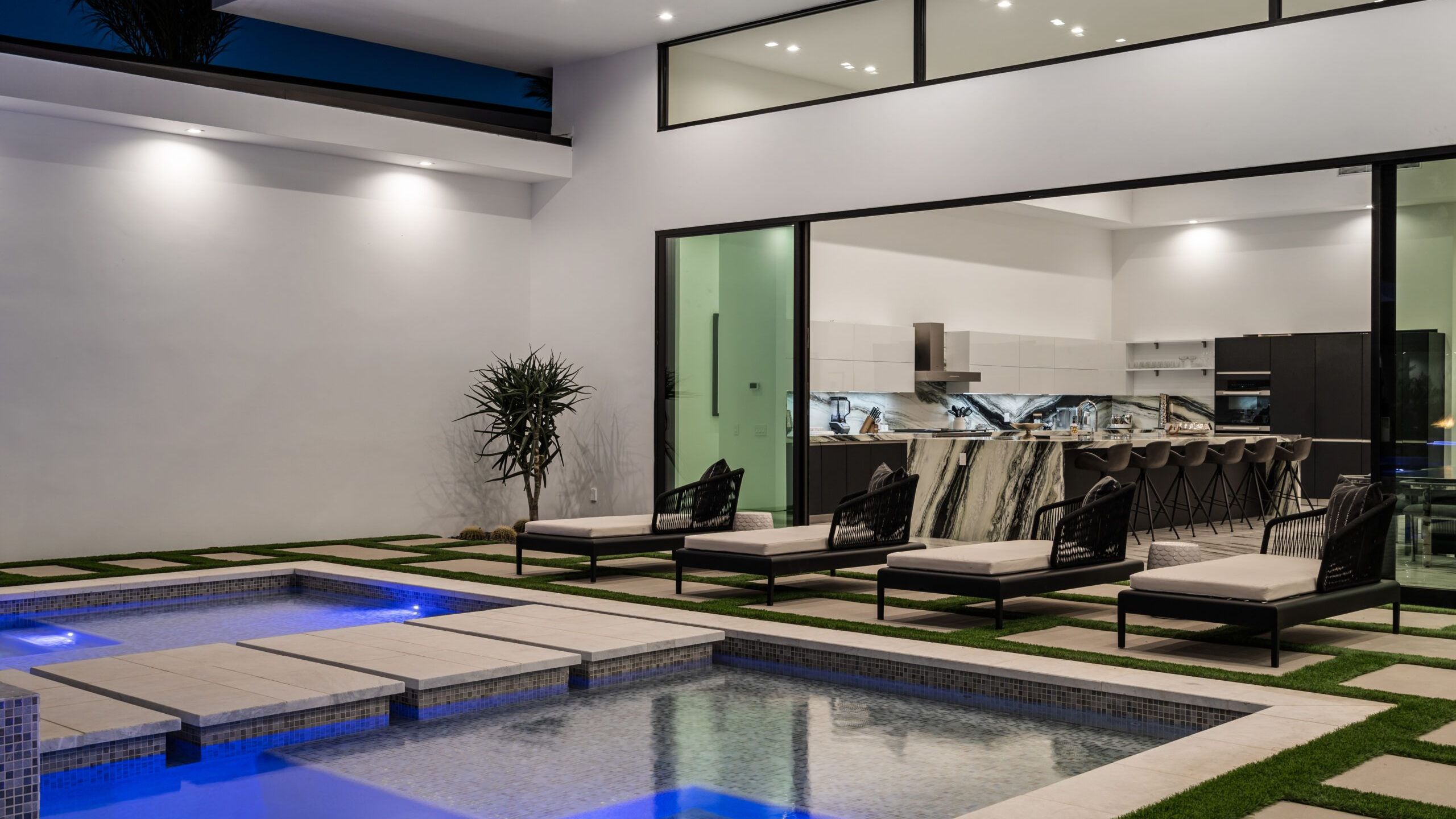 Sleeps 20 | Pool, Hot Tub, & Pickleball Stay in Indio | Bravo Villa #9 | Photo 64