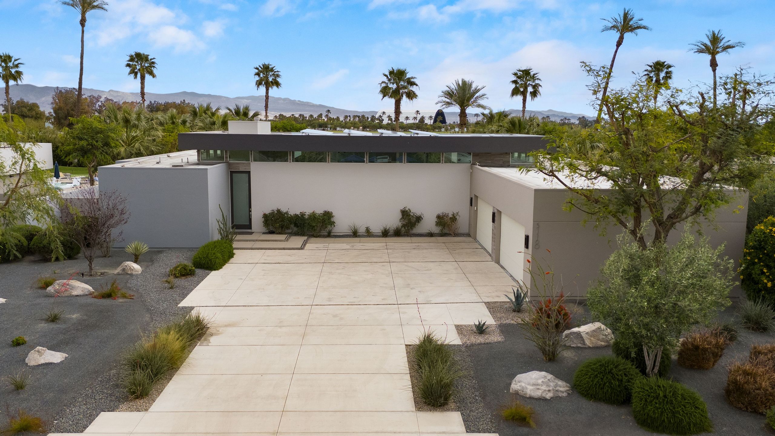 Sleeps 28 | Putting Green, Pool, Near Coachella | Polo Villas Oasis | Photo 68