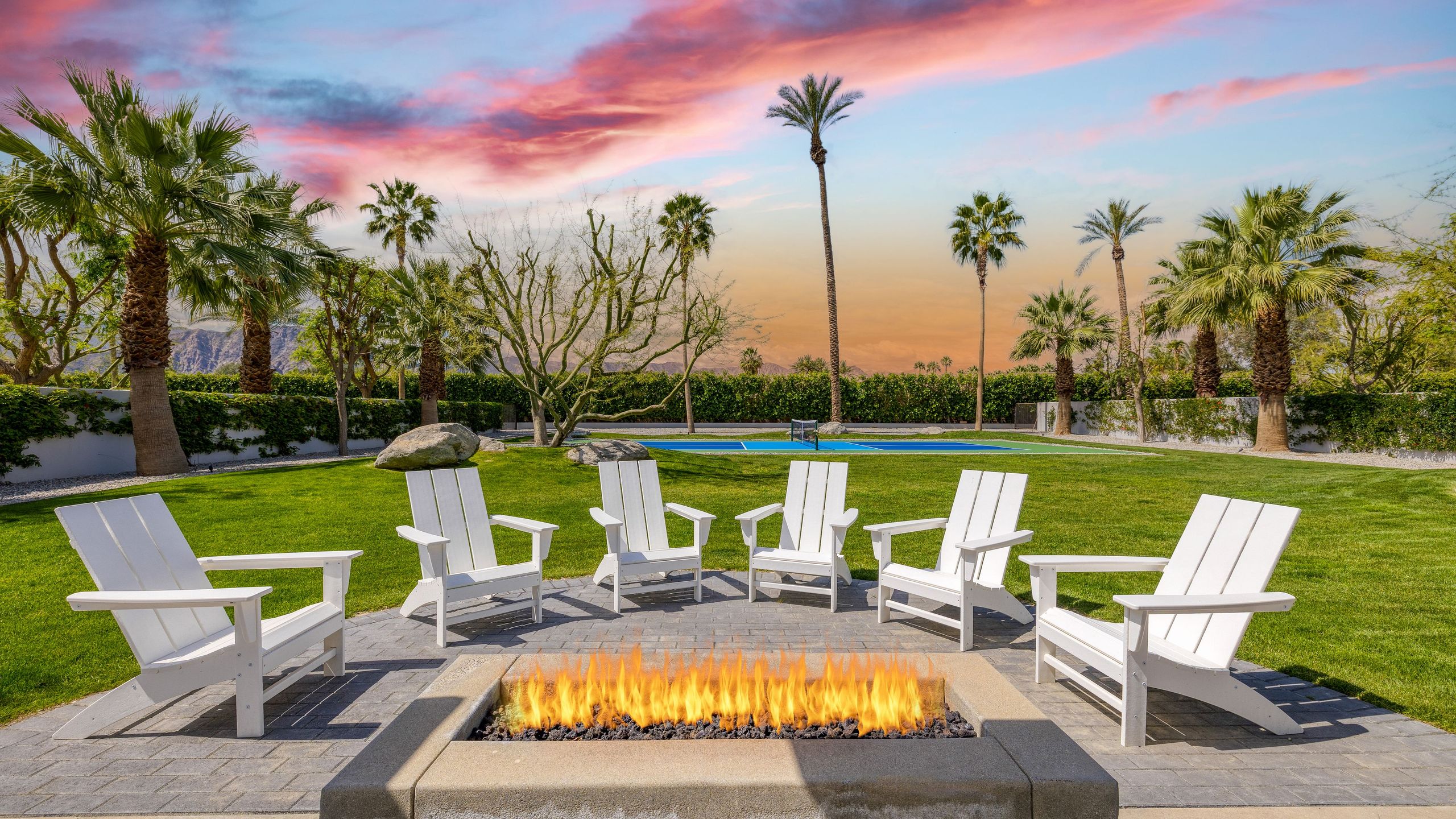 Sleeps 40 | 3 Luxe Villas next to Empire Polo Club | Putting Green & Pickleball | Photo 9